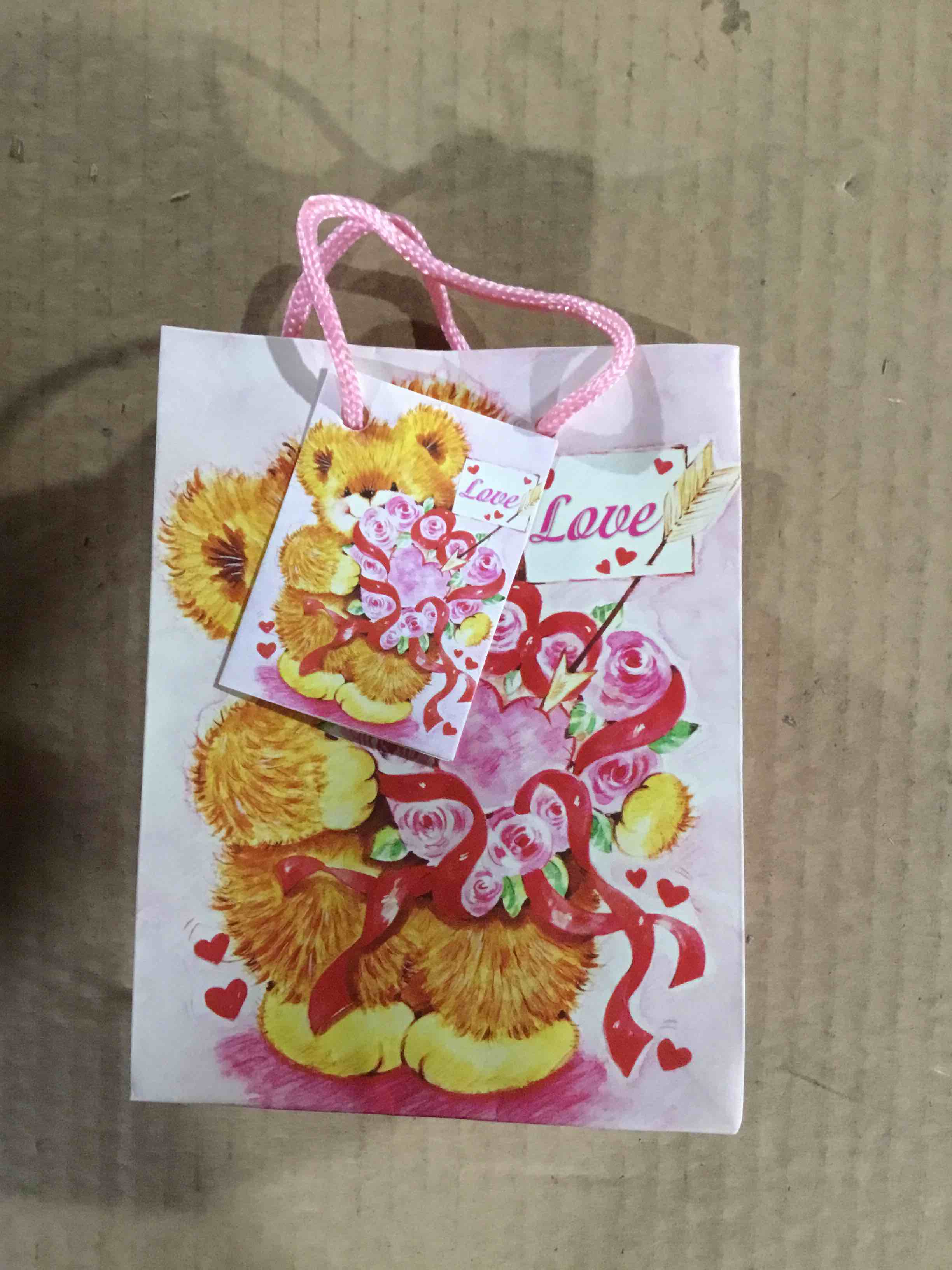 Condition photo showing New/Like New for Box of 300 Small Gift Bags Ideal for Valentine’s Day