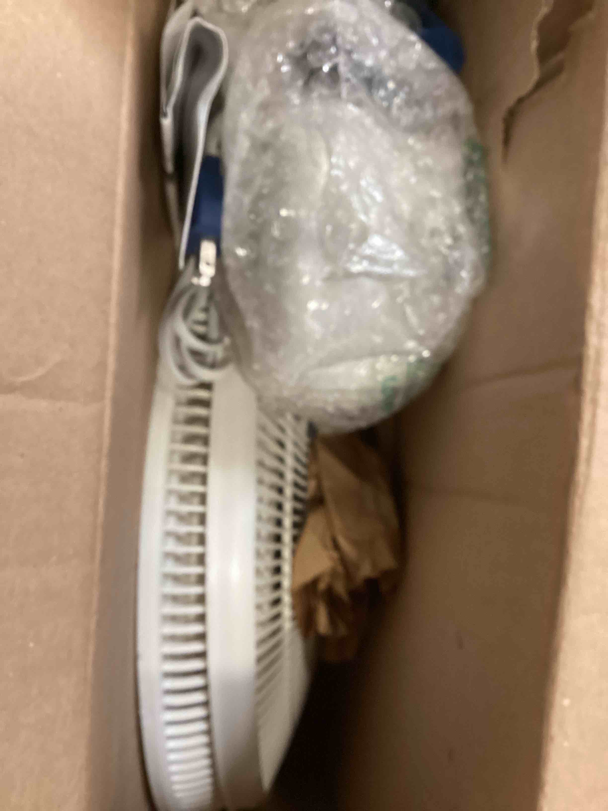 Condition photo showing Good Condition for lasko oscillating pedestal and stand fans, white 16 inch and black 18 inch