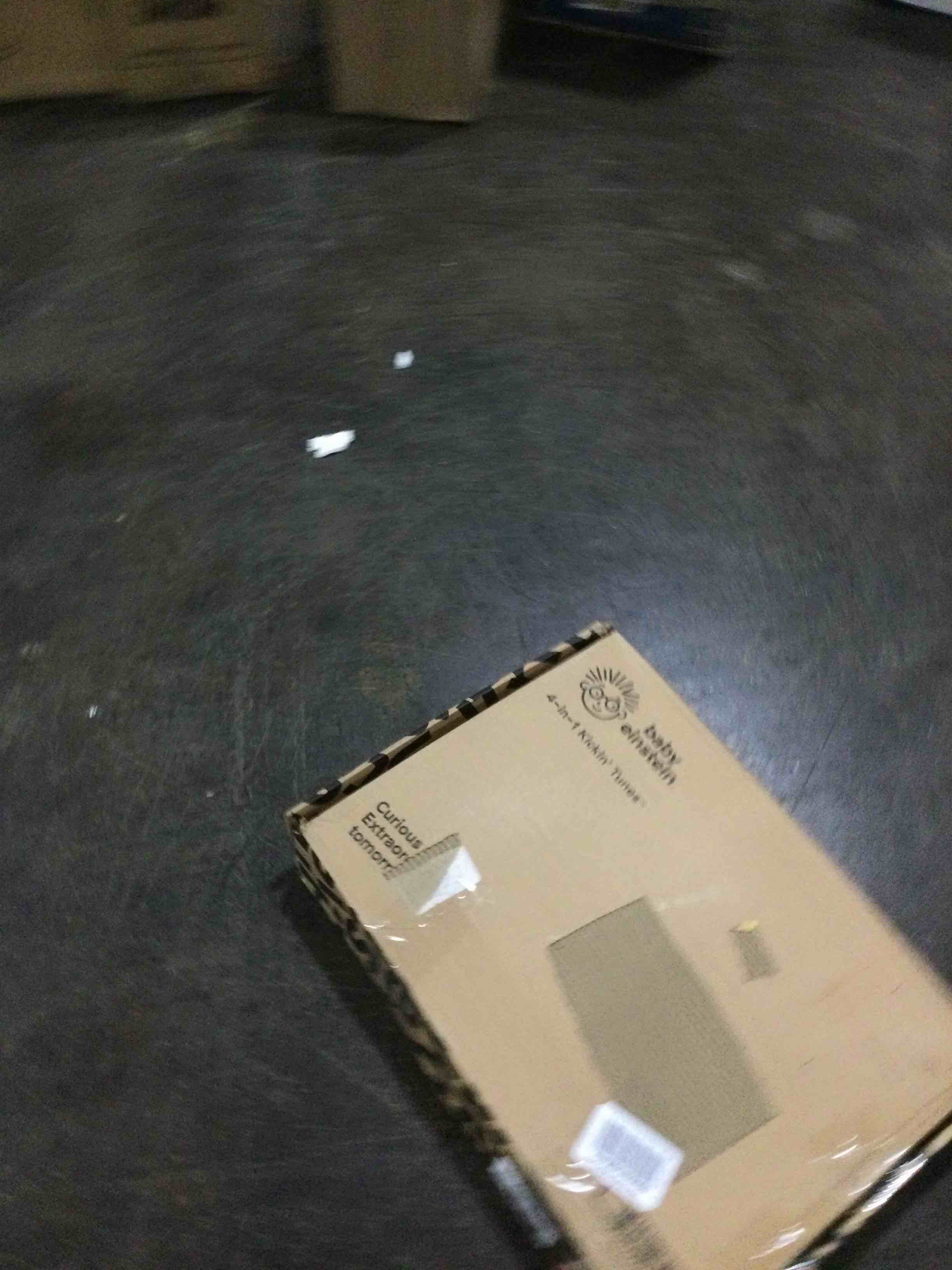 https://s3.amazonaws.com/lotting-images-prod/bidfta/074451117495_1706795244233.jpeg