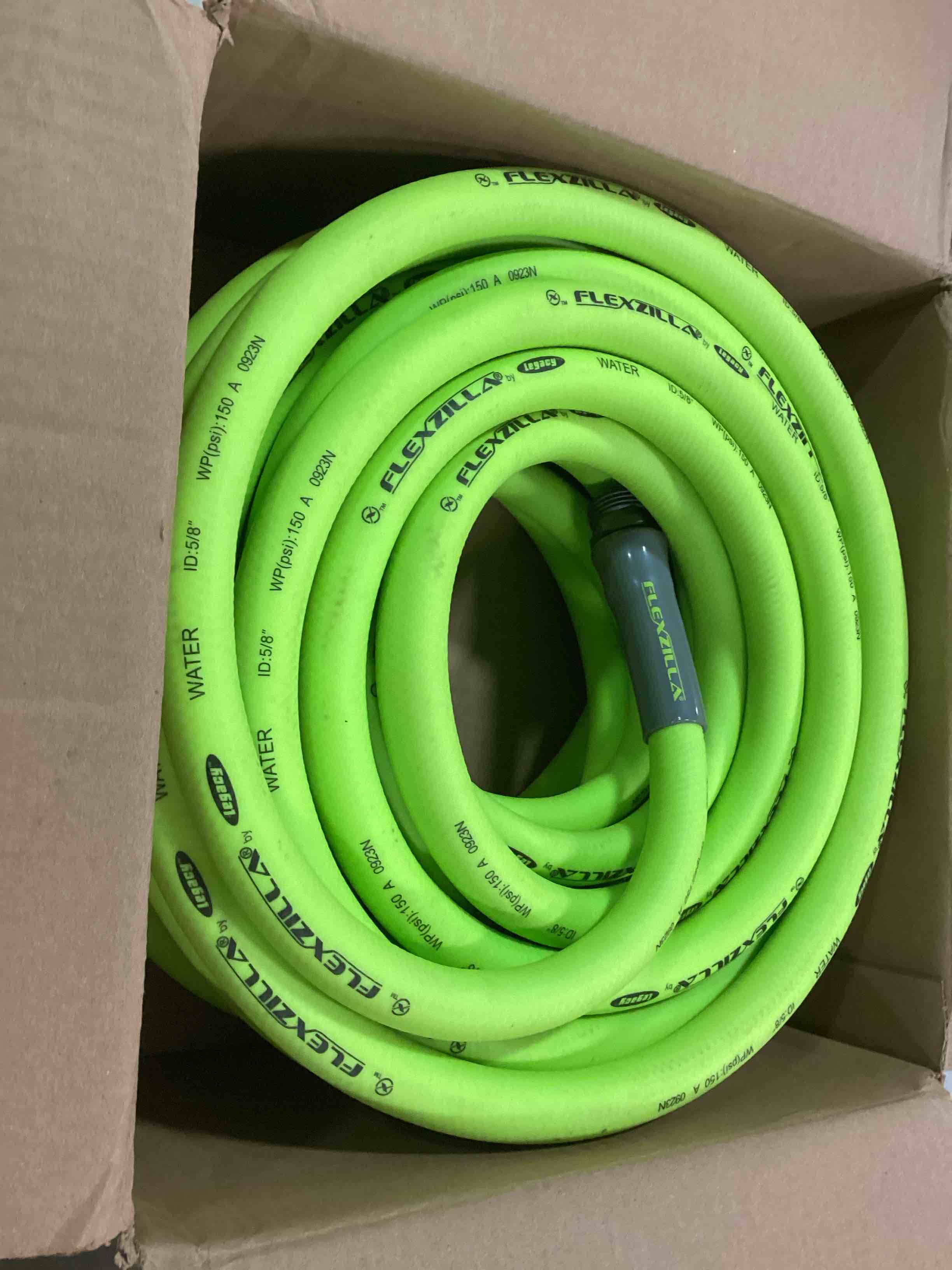 Condition photo showing Good Condition for flexzilla garden hose 5/8 in. x 50 ft, heavy duty, lightweight, drinking water safe, zillagreen - hfzg550yw-e