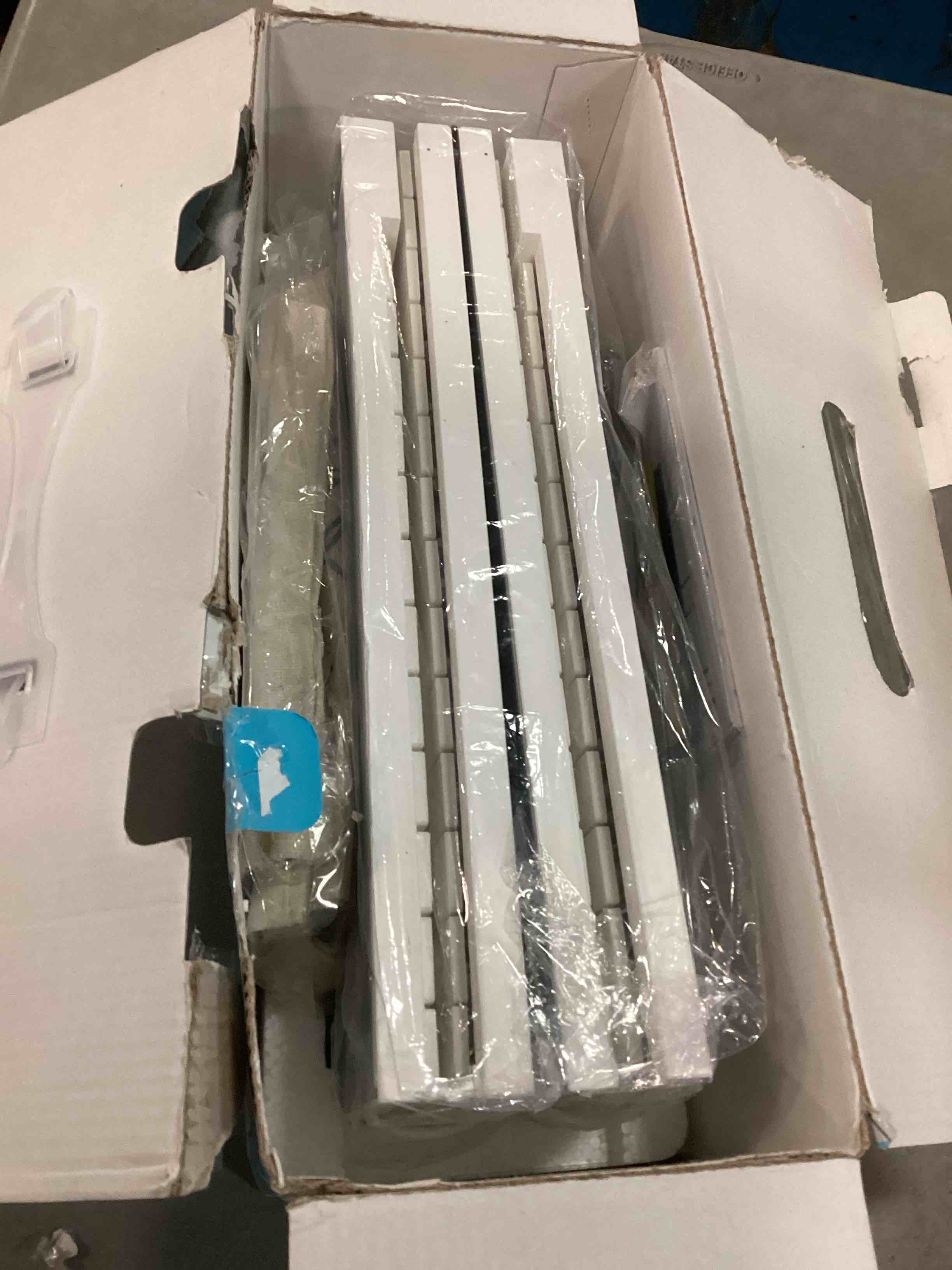 Condition photo showing Good Condition for blackstar, 88-key portable keyboard (foldpiano88)