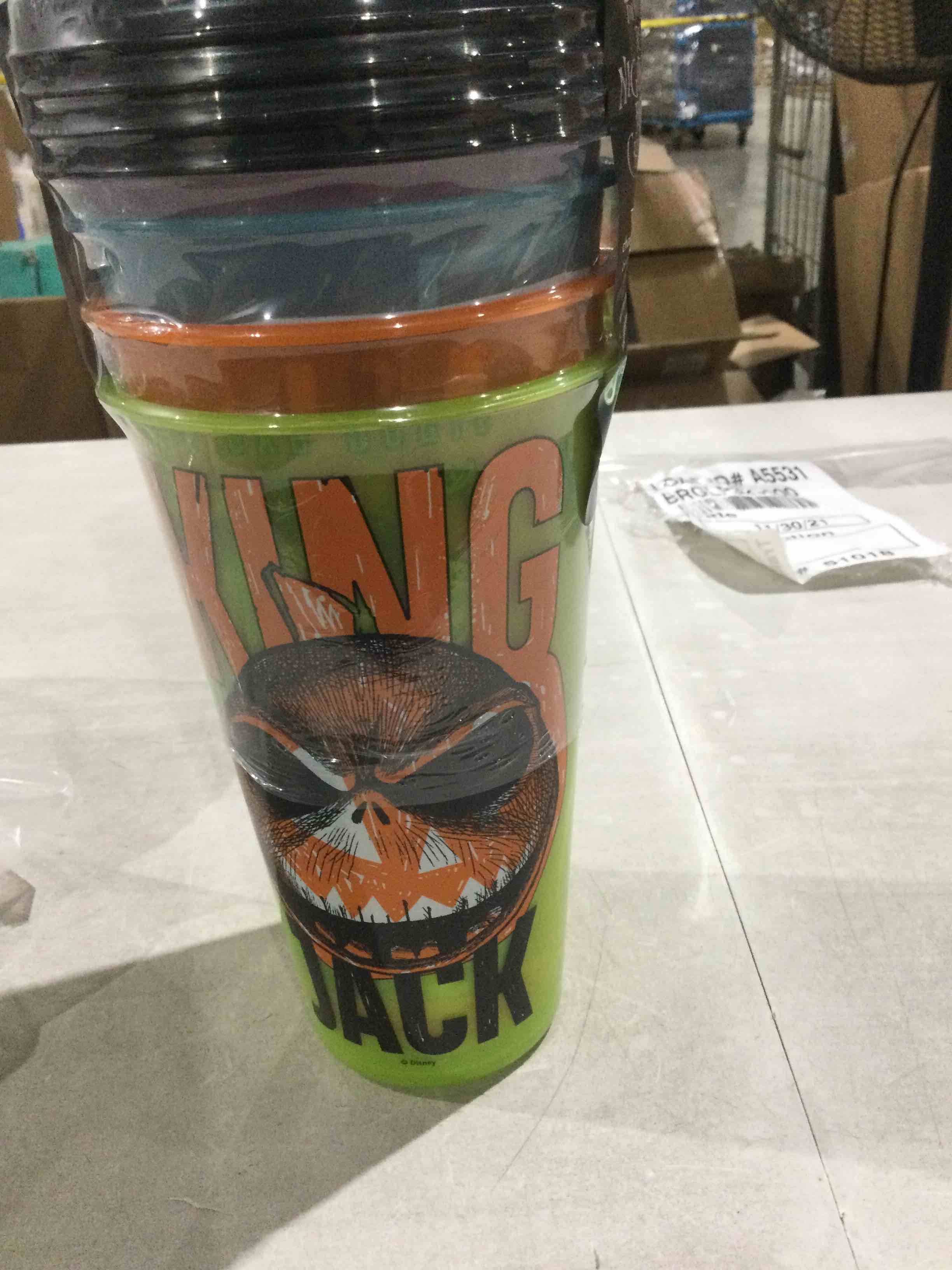 Kak! The nightmare before Christmas Four pack glow in the dark Tumblers