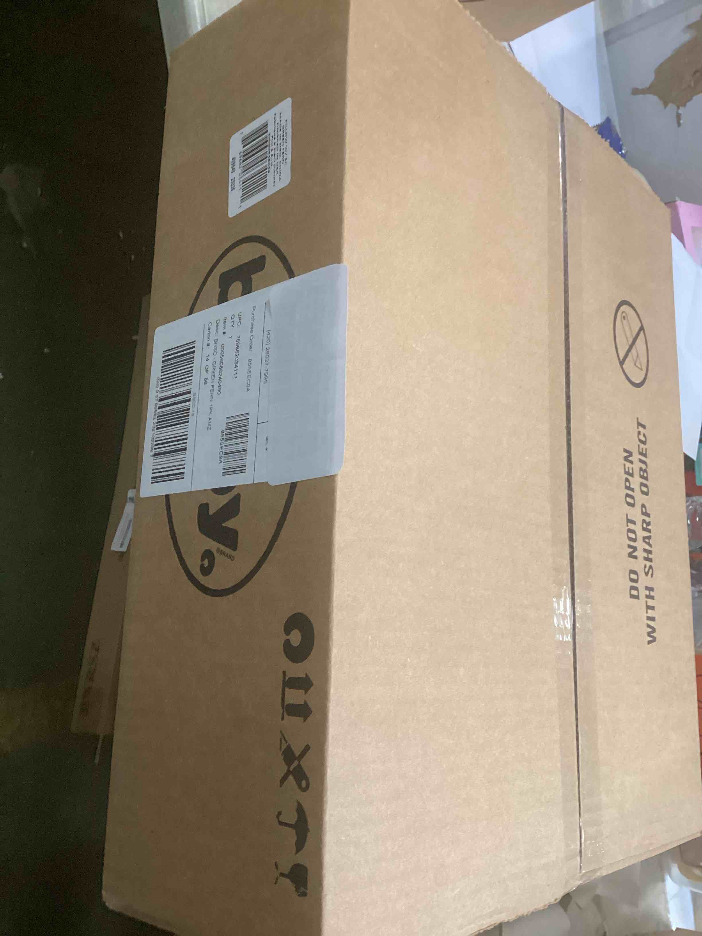 https://s3.amazonaws.com/lotting-images-prod/bidfta/769662034111_1741716540908.jpeg