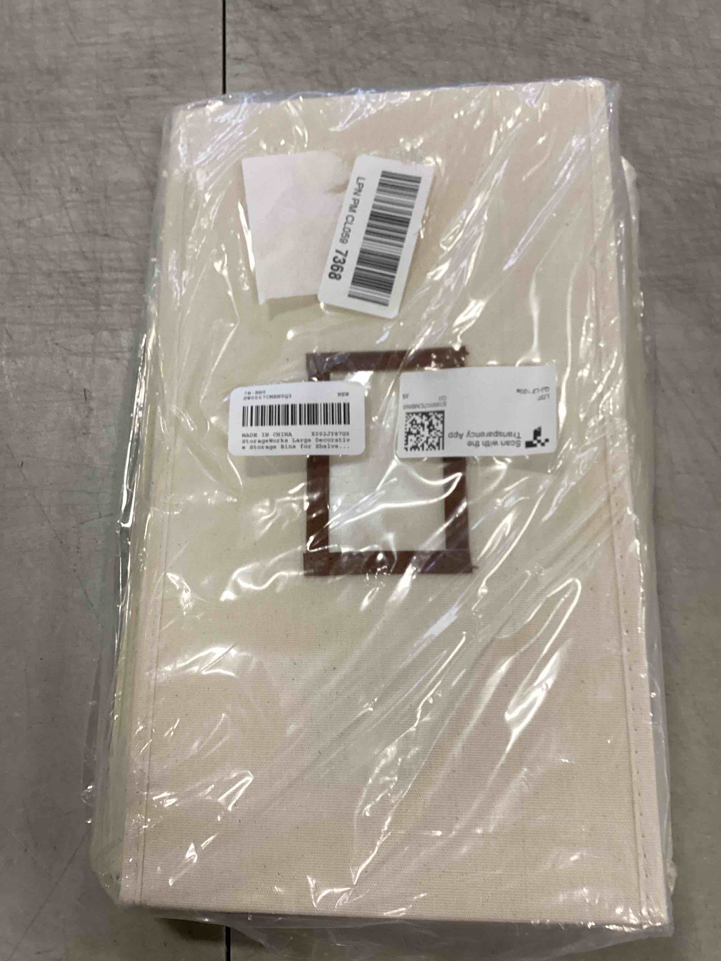 https://s3.amazonaws.com/lotting-images-prod/bidfta/AZUI35WN3JO5AE5PZX9KCHT9TSBI_1707227060441.jpeg