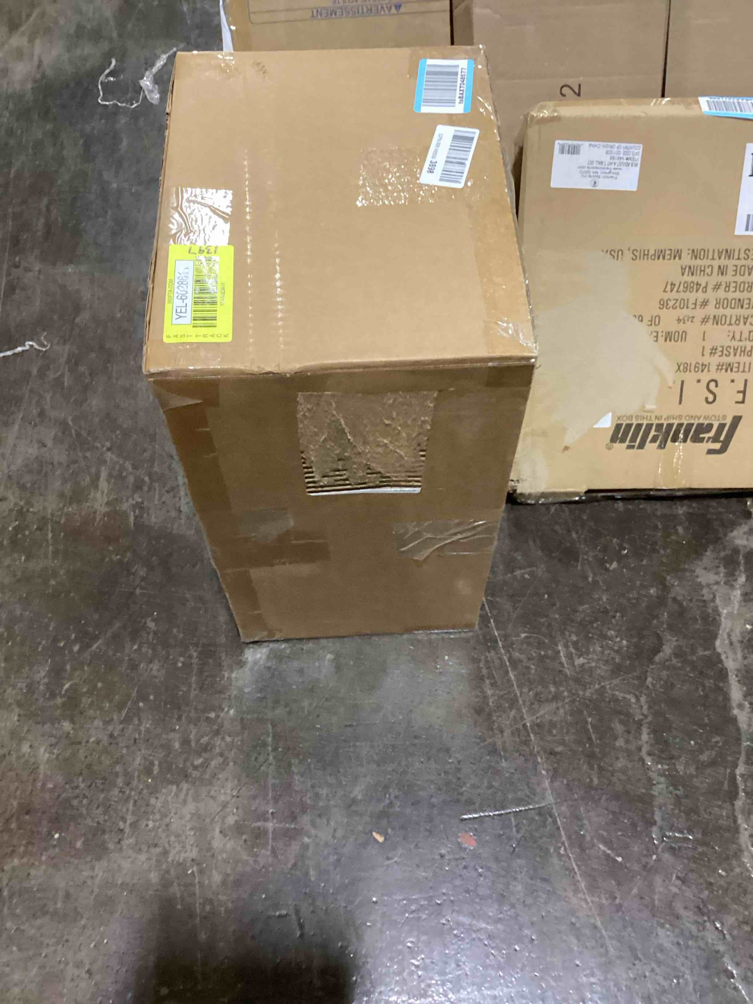 https://s3.amazonaws.com/lotting-images-prod/bidfta/B07MTFPXZ4_1708357378621.jpeg
