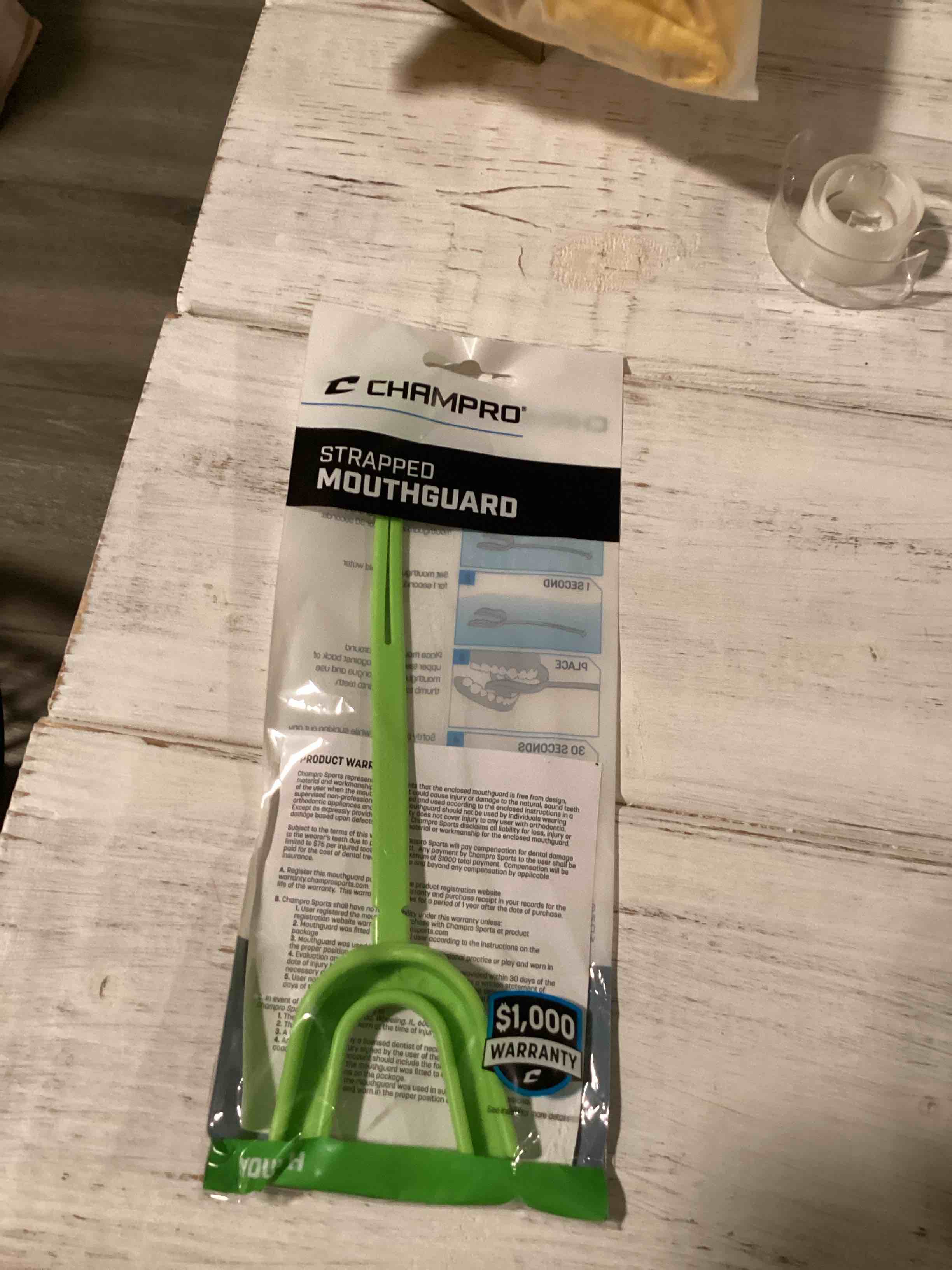 mouth guard with strap youth neon green 1 piece 