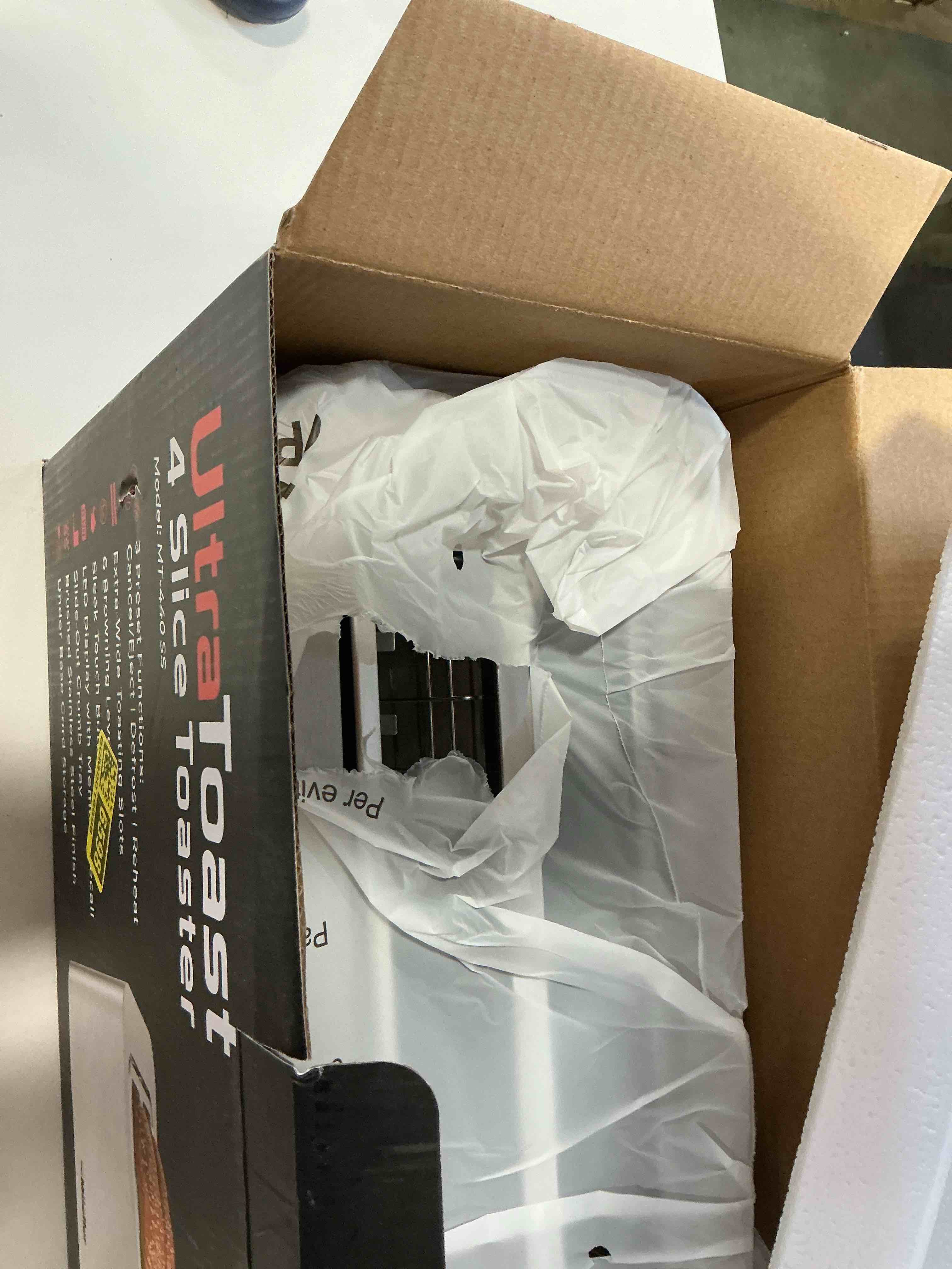 https://s3.amazonaws.com/lotting-images-prod/bidfta/BCM0016598_1760716283248.jpeg