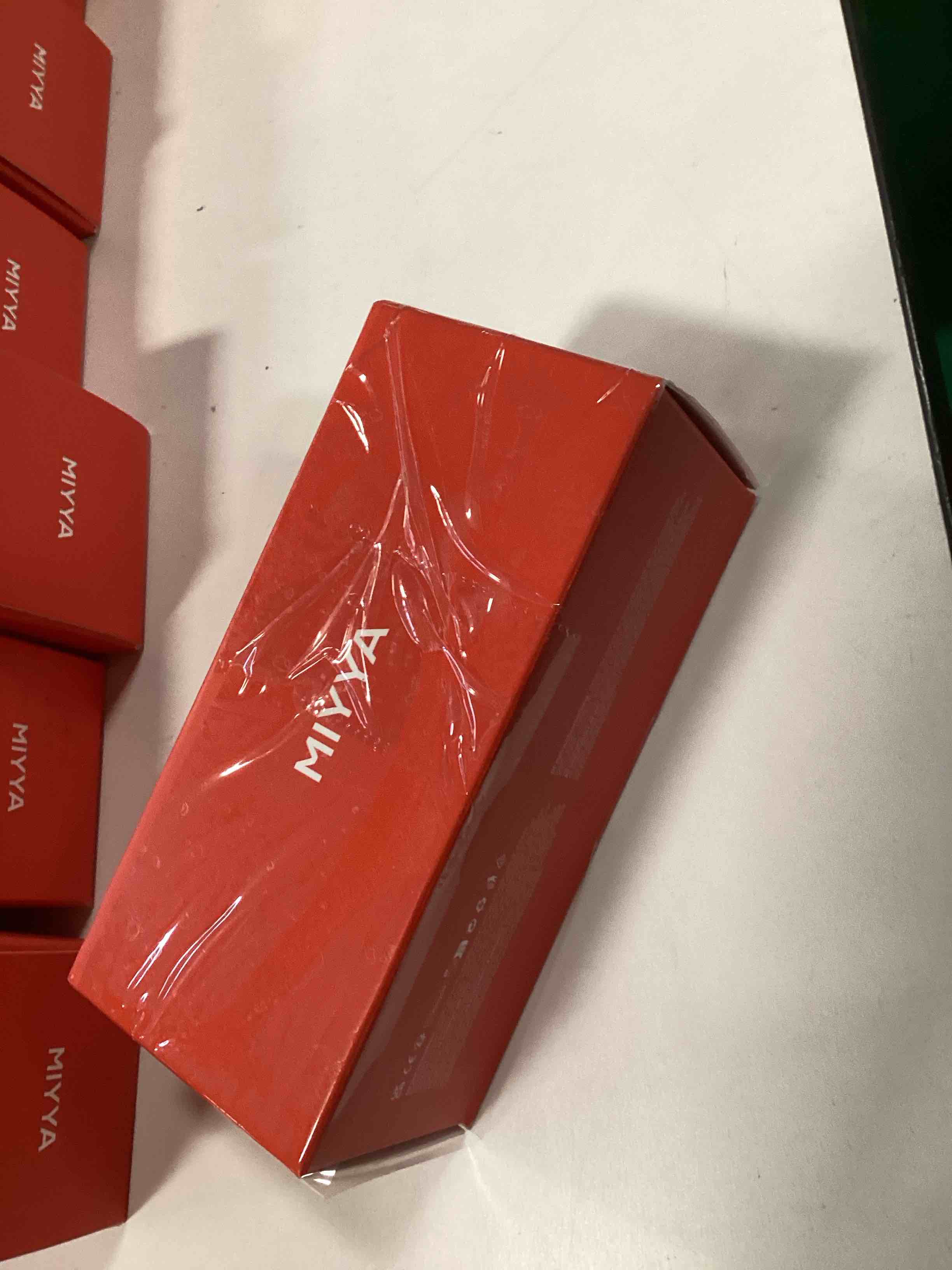 https://s3.amazonaws.com/lotting-images-prod/bidfta/BCM0017397_1760986617391.jpeg