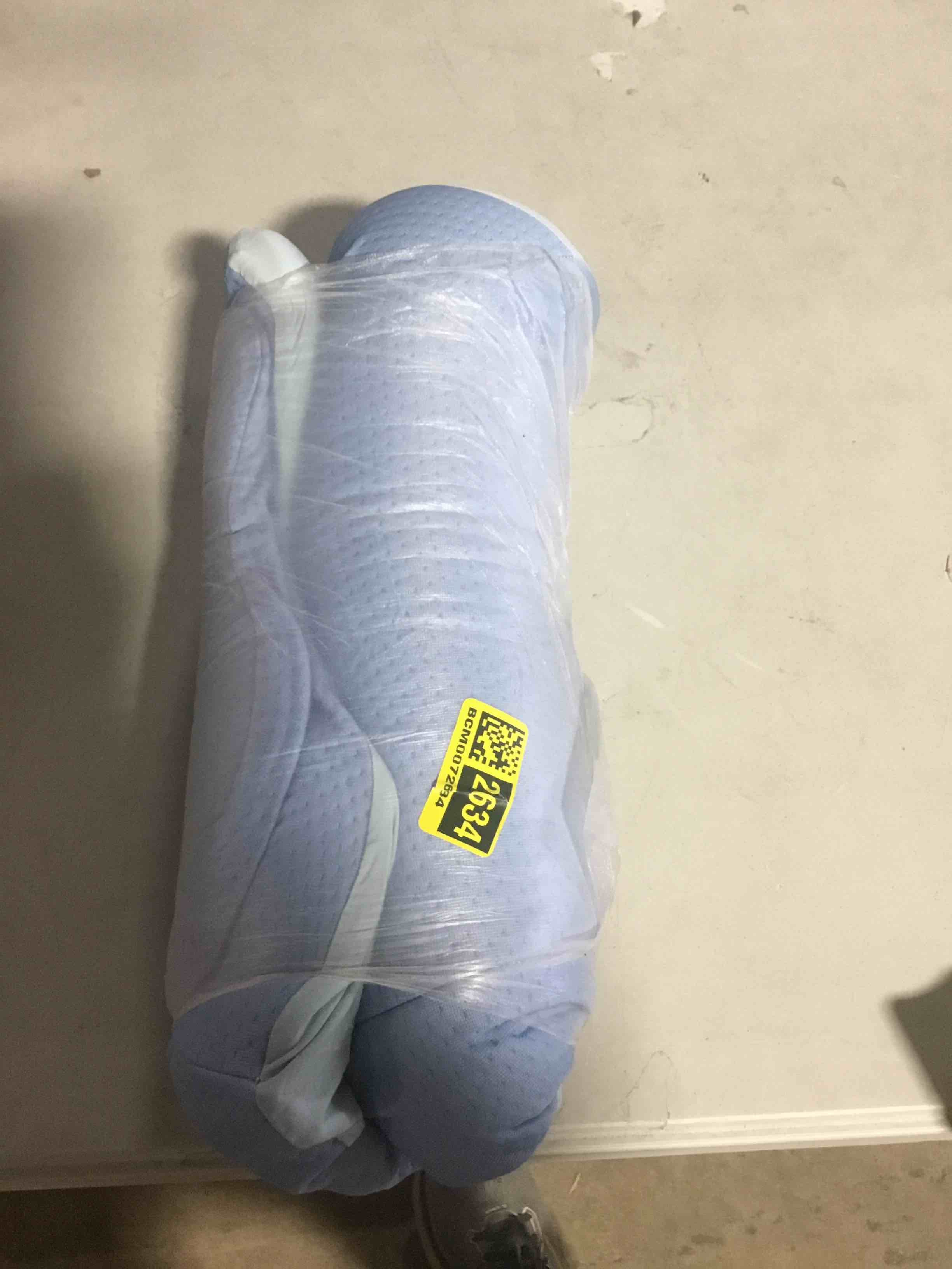 Condition photo showing Good Condition for Derila Ergo Cervical Neck Pillow for Sleeping Ergonomic Pillow Contour Neck Support Memory Foam Pillows for Back, Side Sleeper Pillows 21.25 x 14.17 x 4.72 inches Pillow - 21.25 x 14.17 x 4.72 in