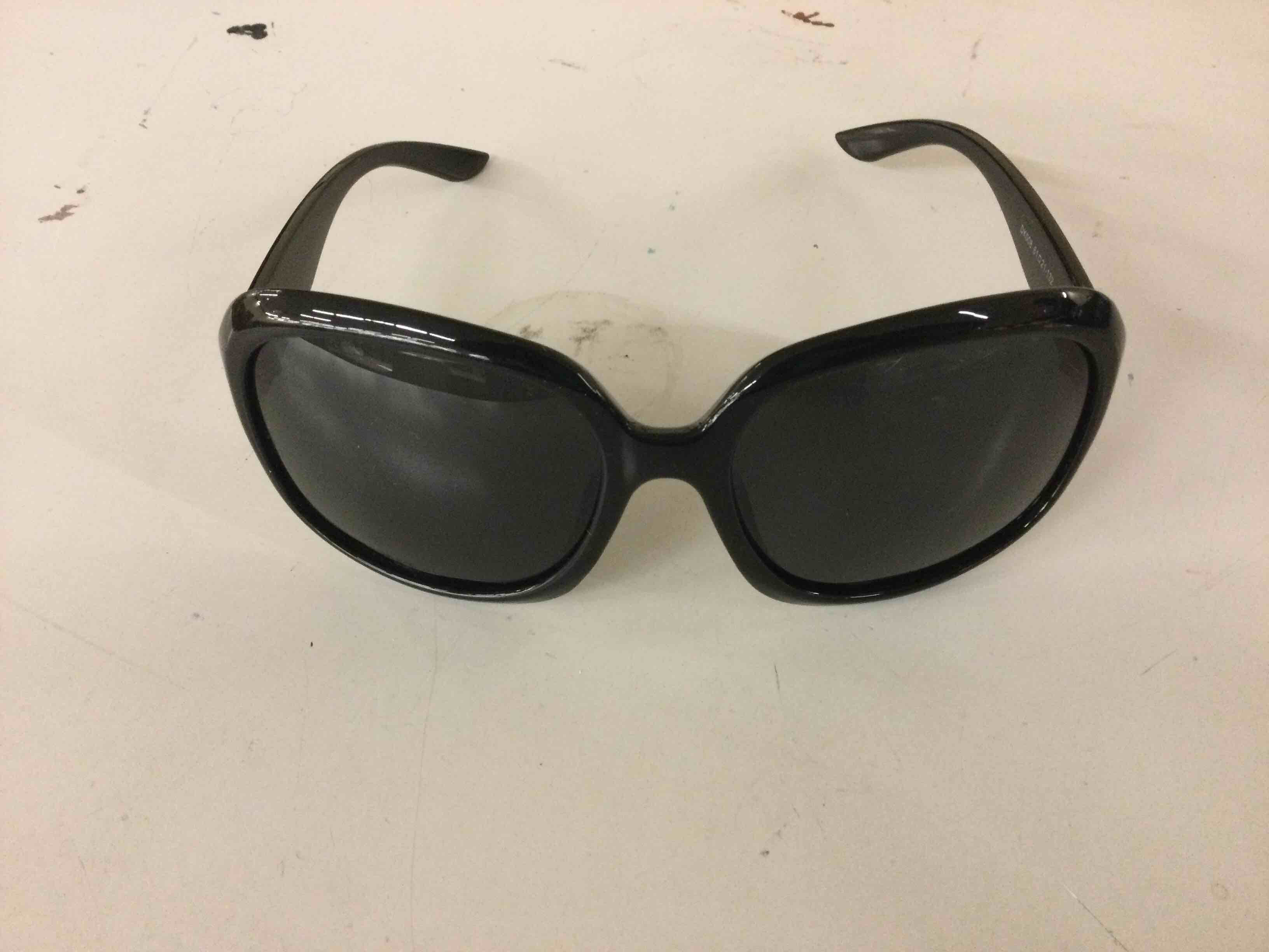 Black Fashion Sunglasses 