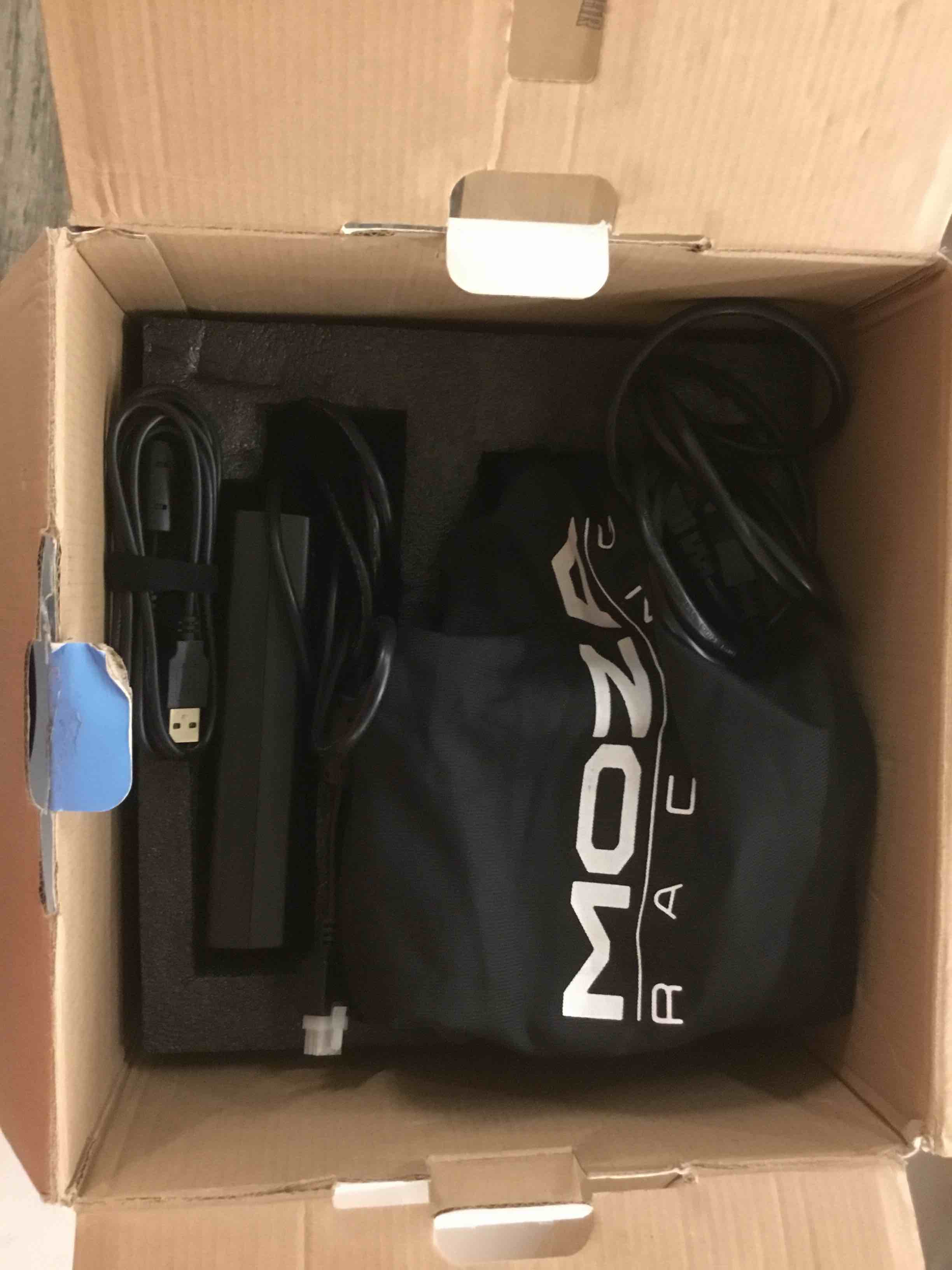 Condition photo showing Good Condition for MOZA R9 V3 Direct Drive Servo Motor Sim Racing Wheel Base, 9Nm FFB Force Feedback Steering Wheel Base, Customizable Standalone Wheel Base Simulator for PC Racing Game, black