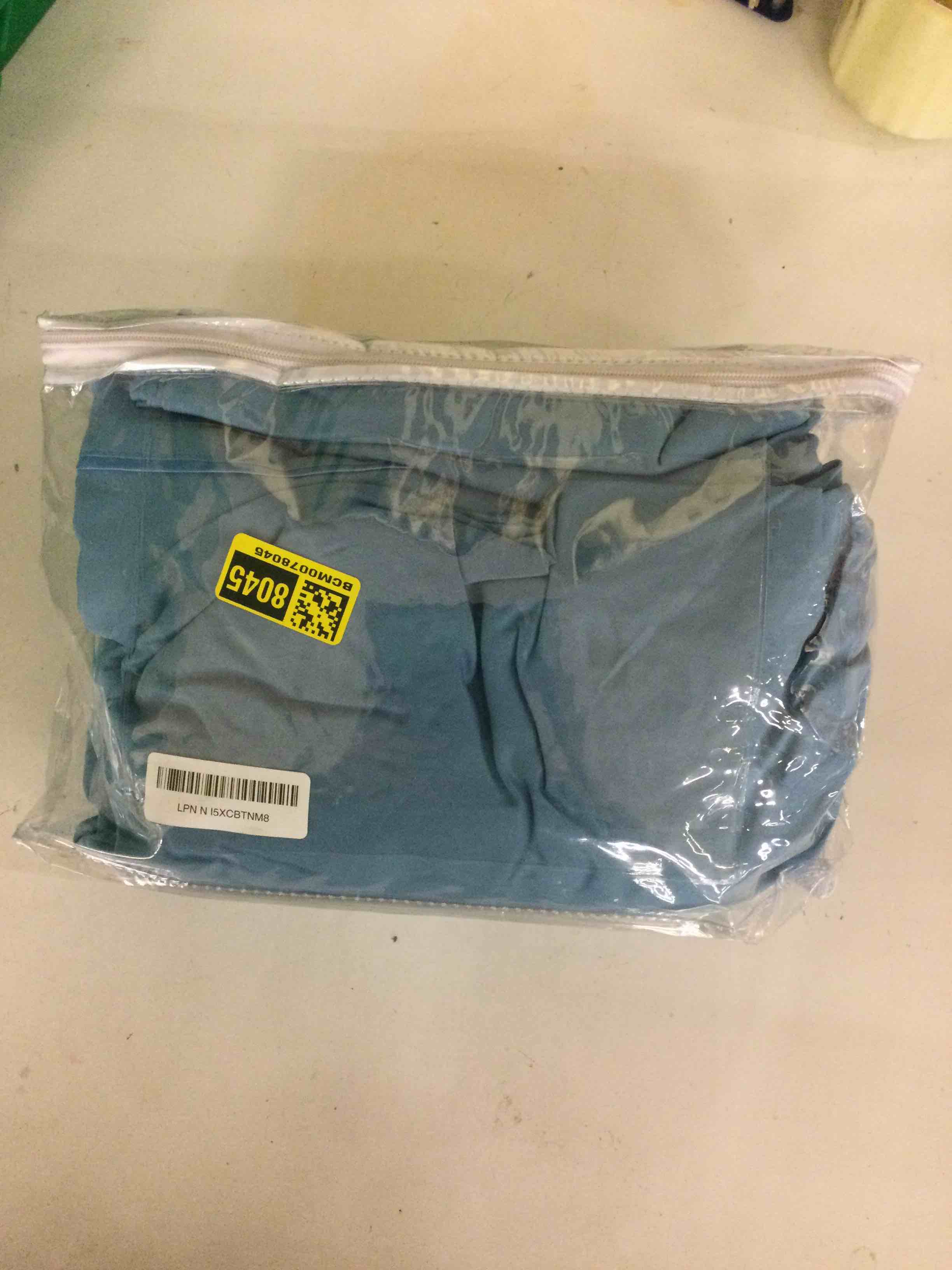 Condition photo showing As Is for Blue Sheet Set 