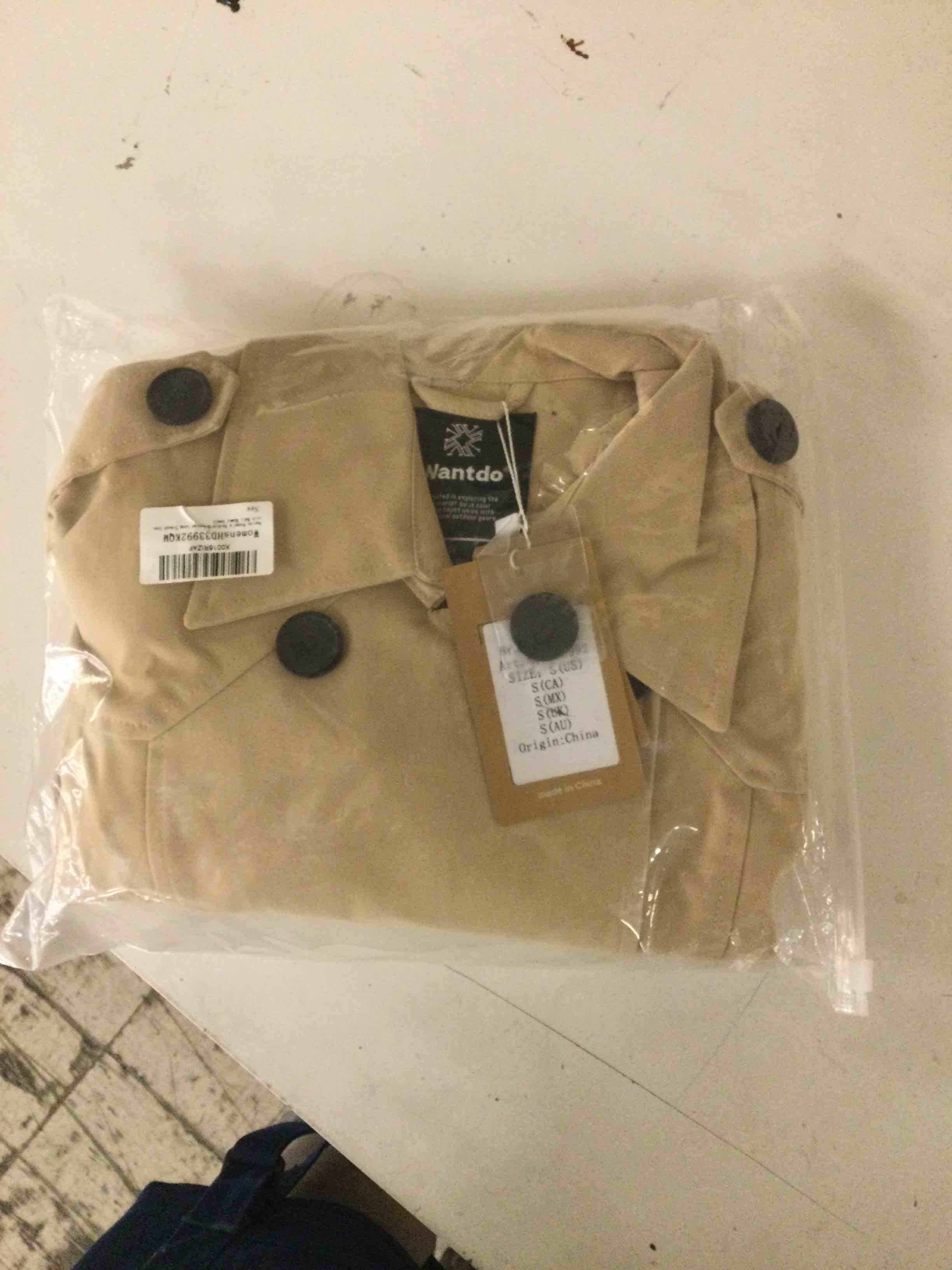 Condition photo showing New/Like New for wantdo Women's Waterproof Trench Coat Classic Lapel Outerwear Coat with Belt