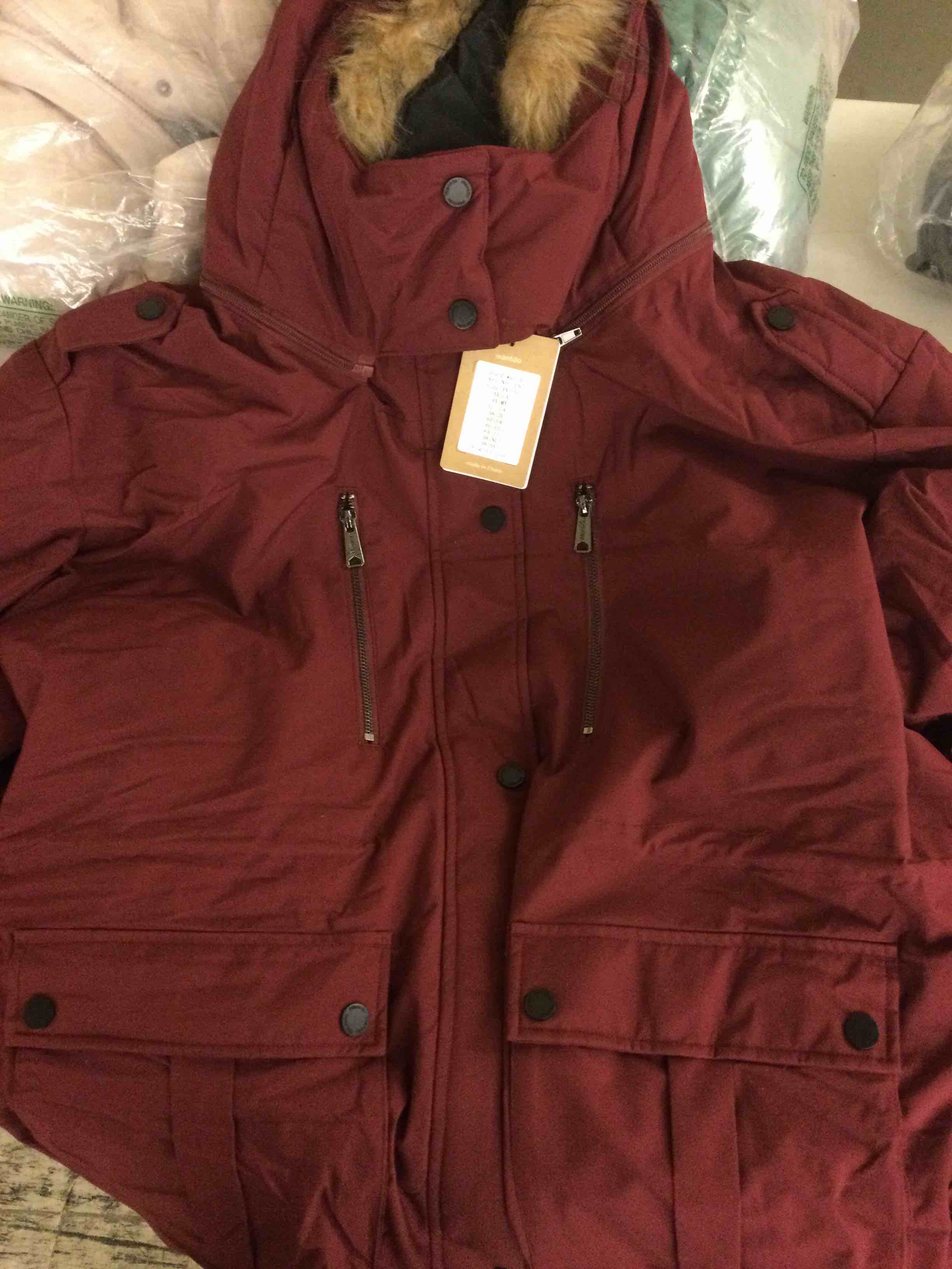Condition photo showing Good Condition for wantdo Plus Size Winter Coats for Women Parka Overcoat Warm Winter Jacket with Hood
