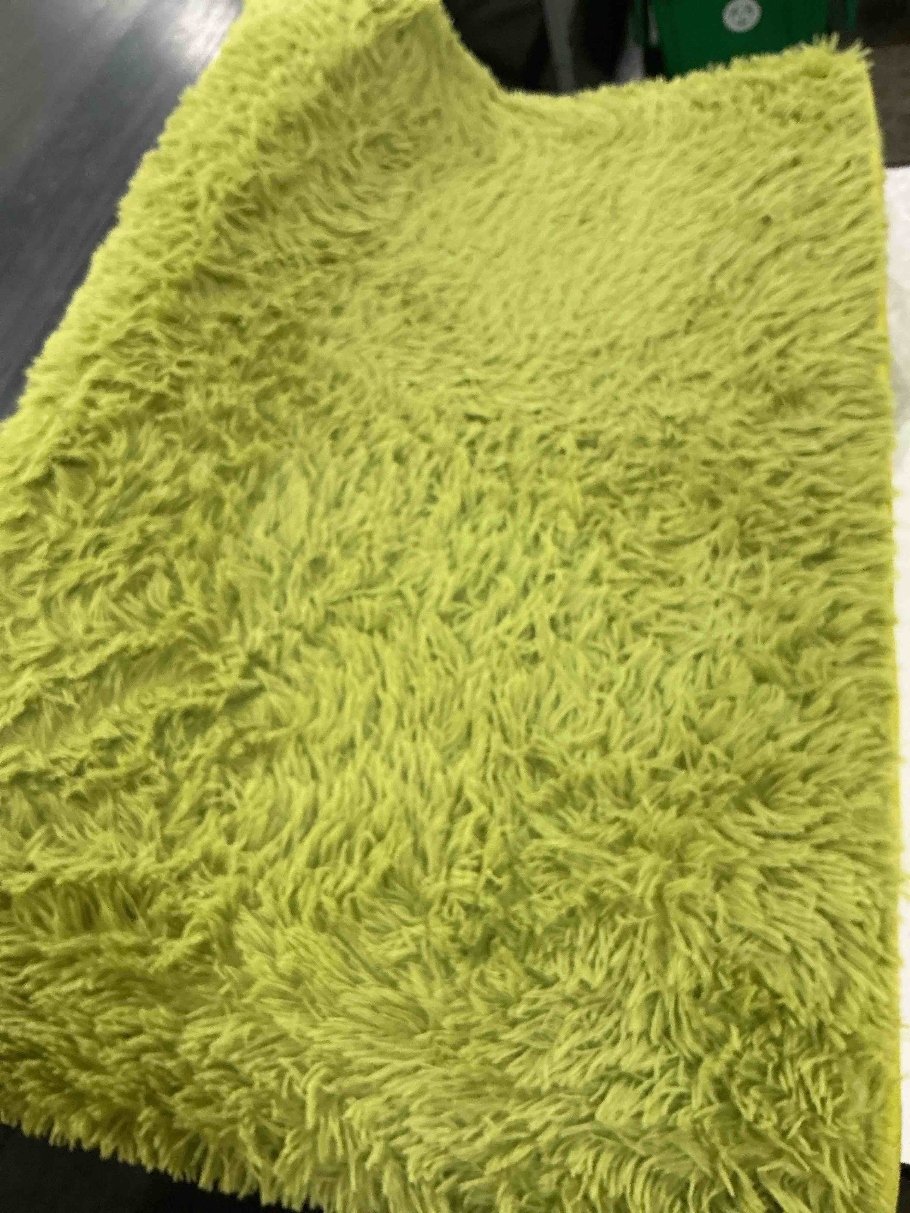 Condition photo showing As Is for ophanie fluffy area rug rectangular 4’x6’ green