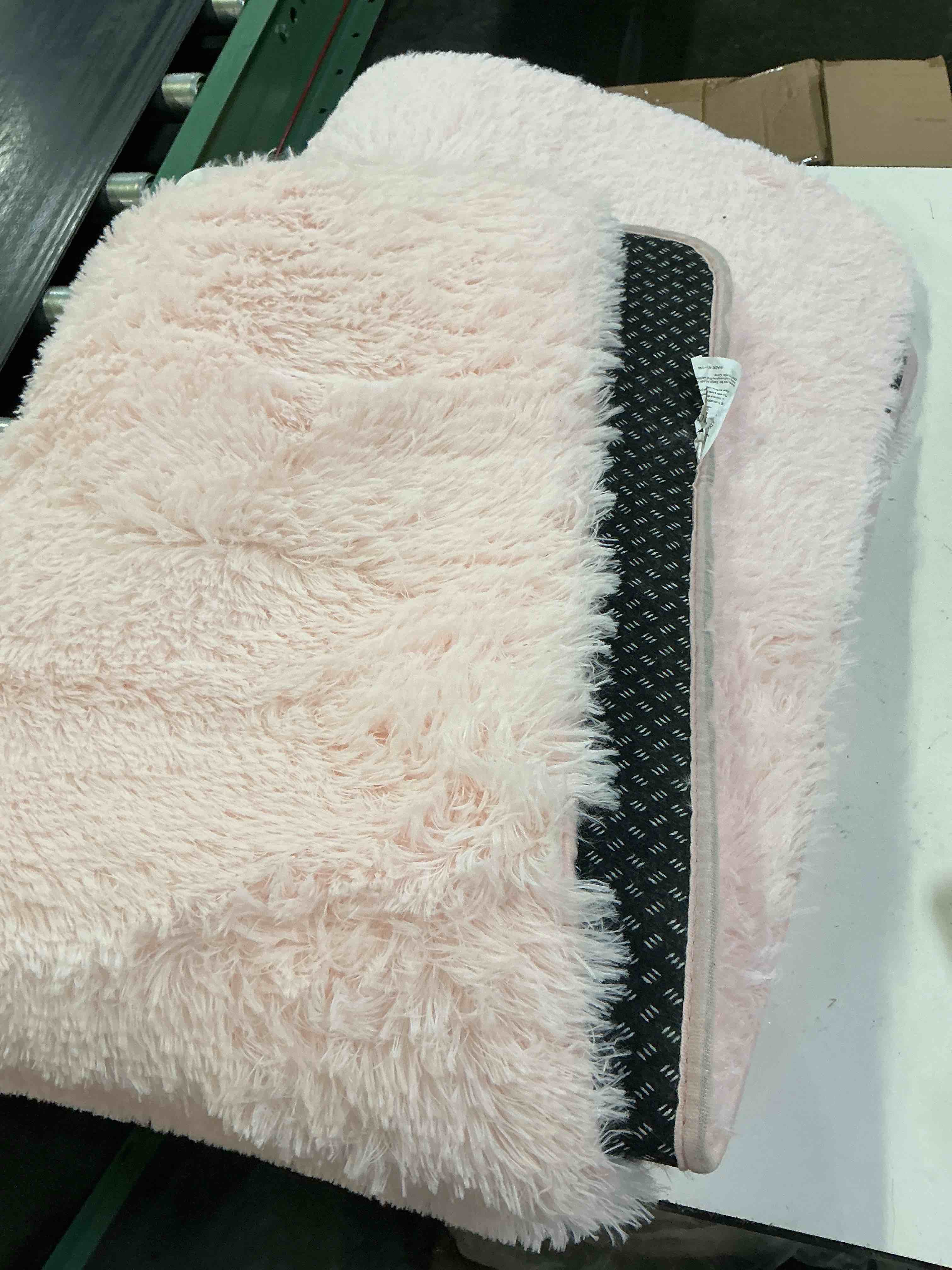 Condition photo showing As Is for ophanie pink fluffy rug 4x6, kawaii shag area rug for girls