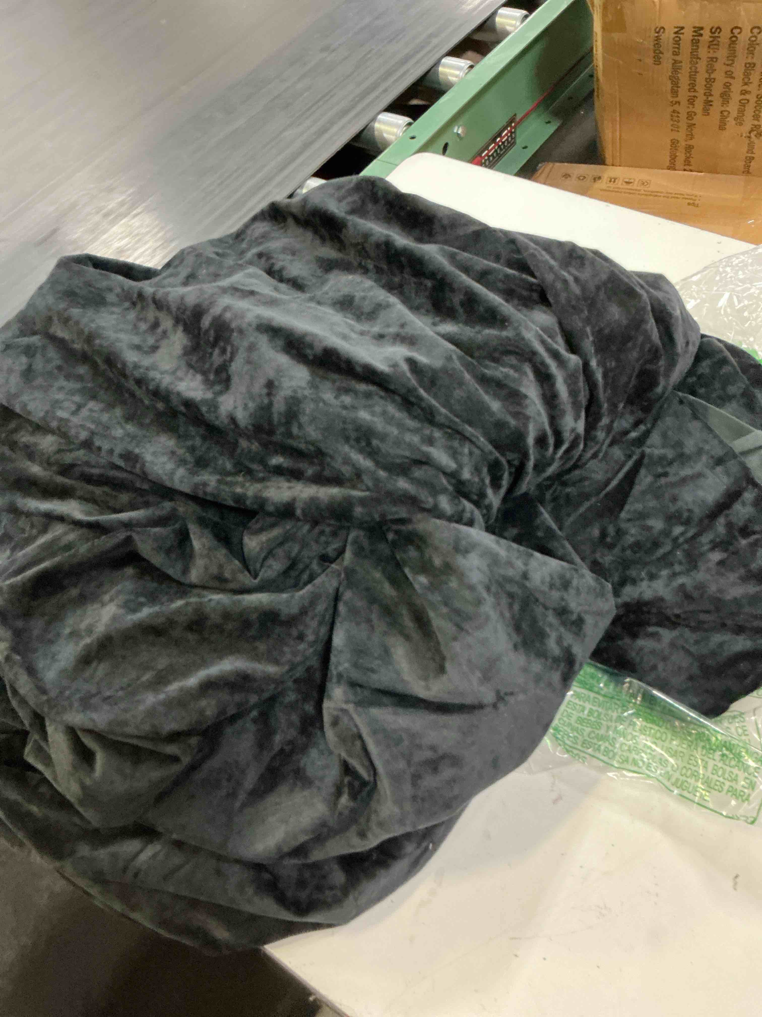 Condition photo showing Good Condition for phf luxury velvet duvet cover set king size, 3pcs 104" x 90", black | ultra soft breathable comforter cover set, luxury cozy flannel velour duvet cover with pillow shams bedding collection