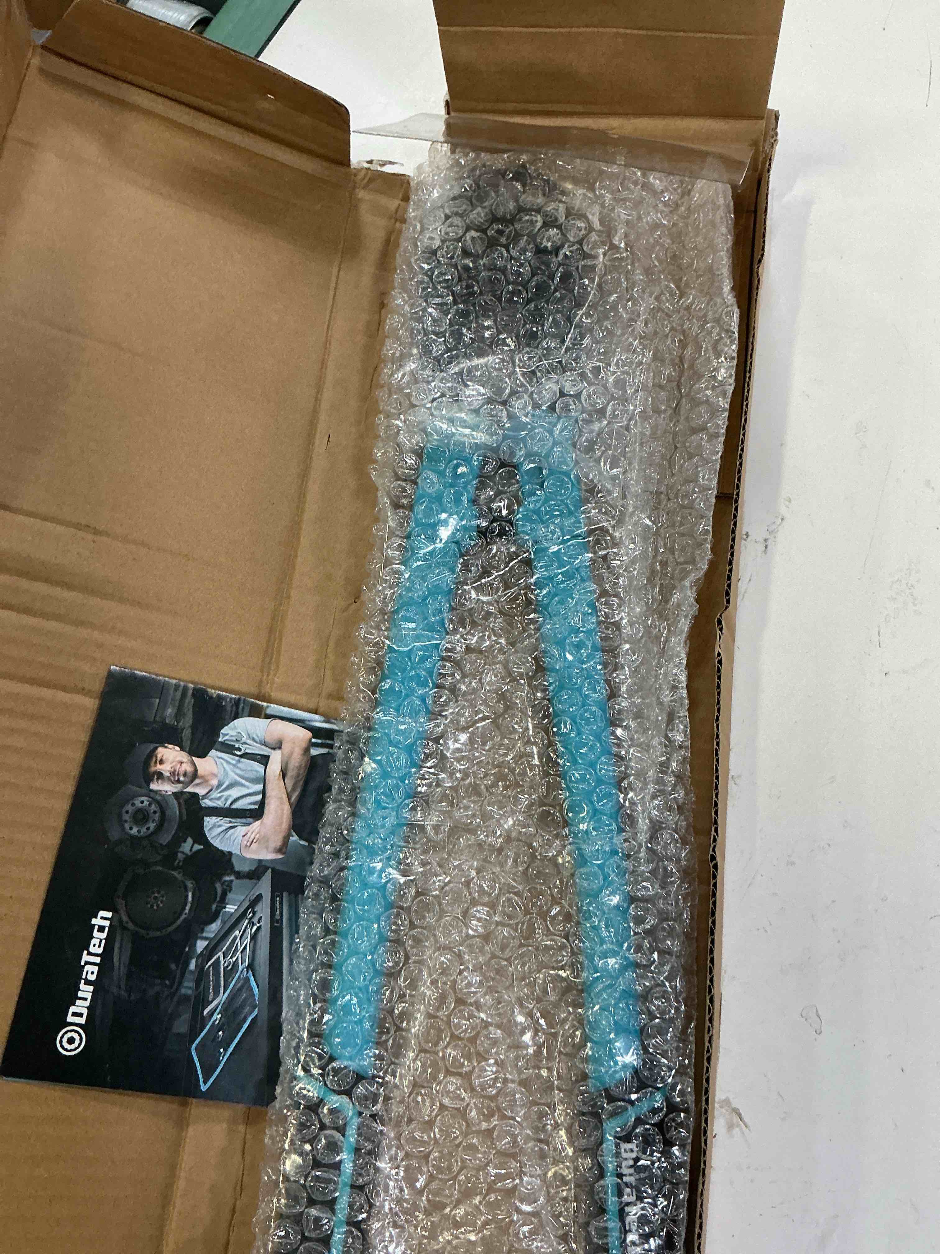 Condition photo showing New/Like New for duratech 18-inch heavy duty bolt cutter for rods, bolts, rivets, chains, and steel wires, bi-material ergonomic rubber grip handle, chrome vanadium steel forged blade
