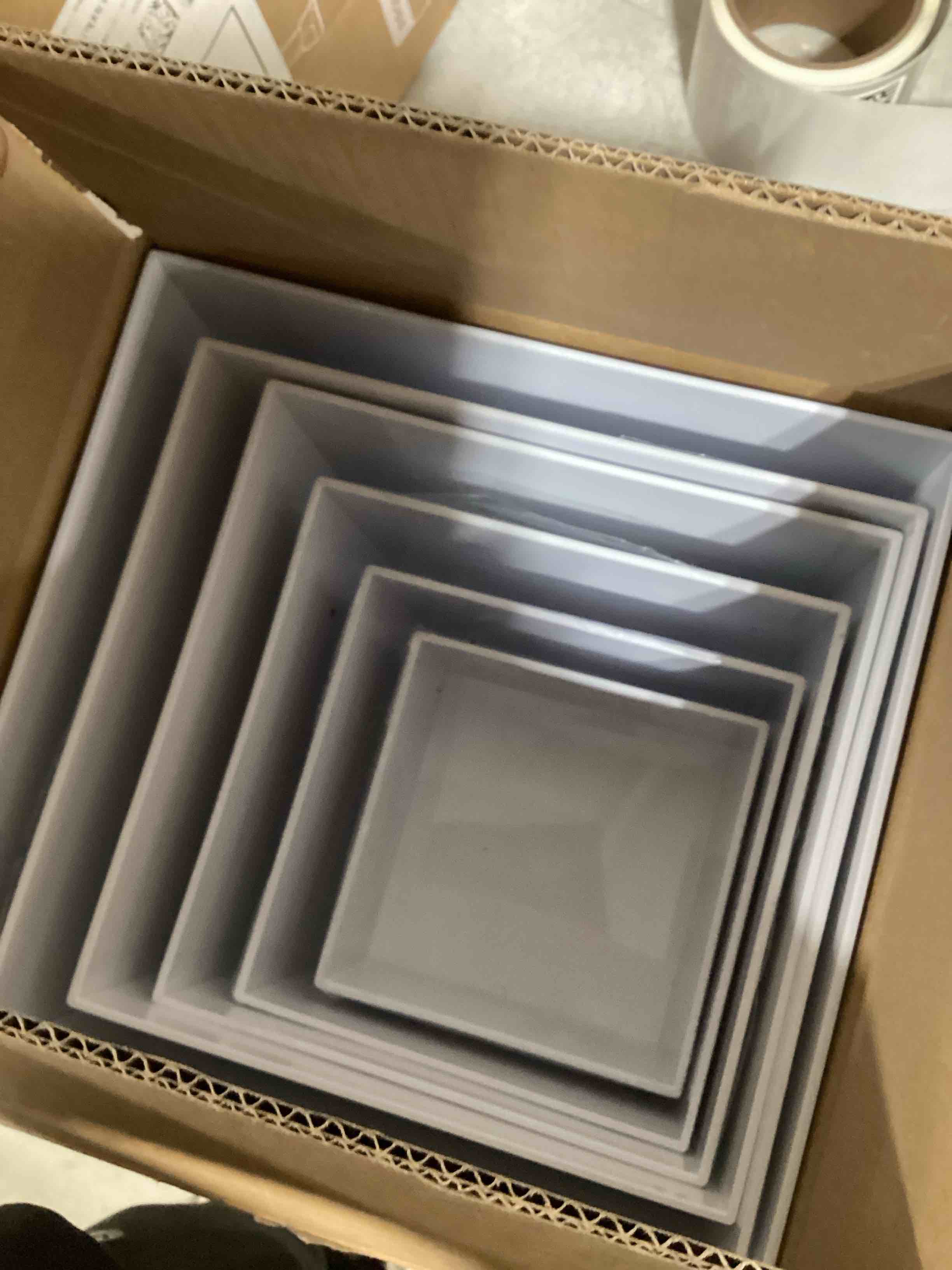 Condition photo showing Good Condition for redants 6 pcs buffet risers, large food risers for buffet table, food display risers for party, white acrylic boxes dessert table display set, risers display stands (size 10" 9" 8" 7" 6" 5", white)