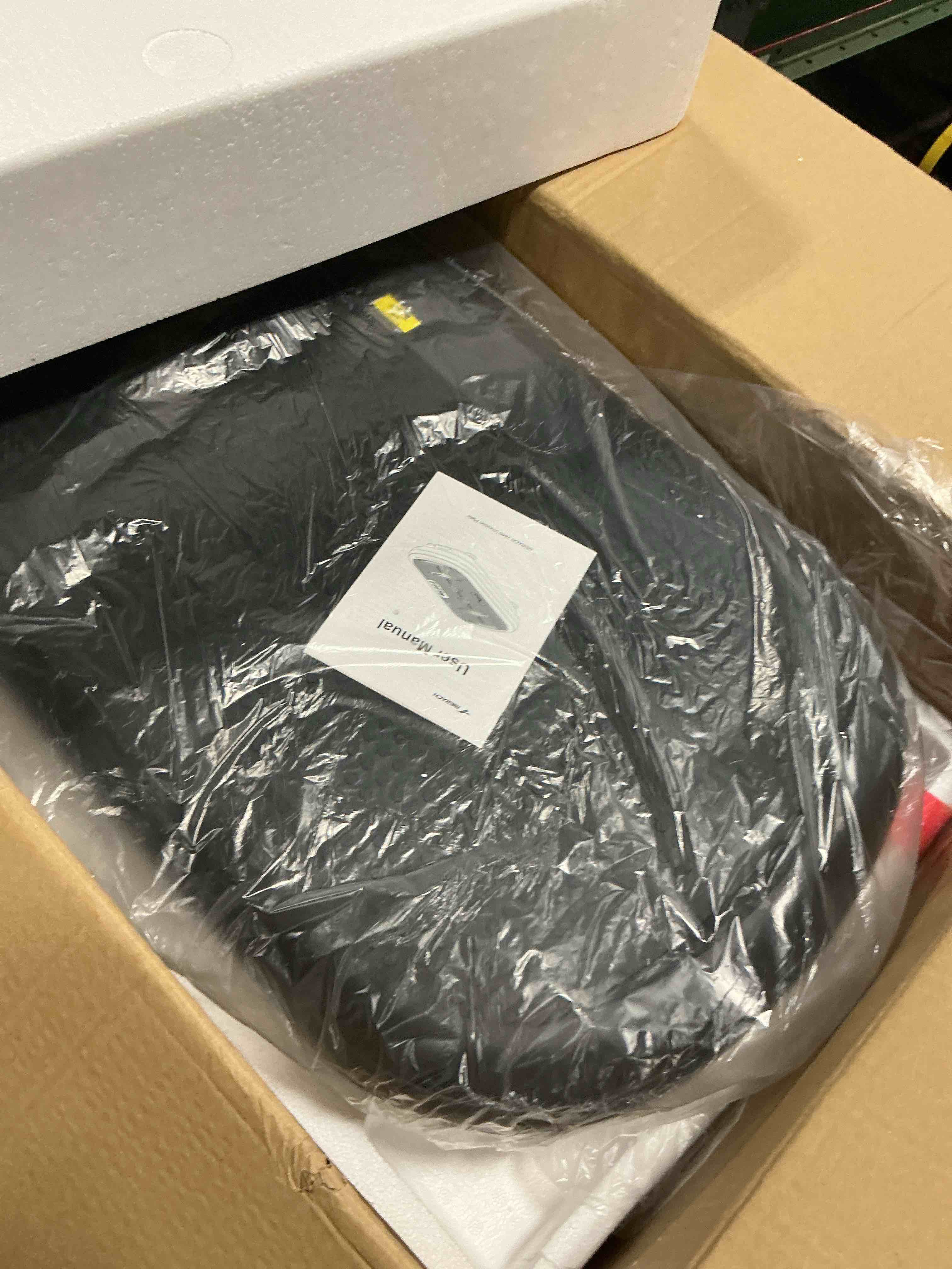 Condition photo showing New/Like New for merach cv40 curved vibration plate exercise machine with 440lbs capacity | 200w powerful motor, 13mm amplitude, shake plate for lymphatic drainage, bluetooth, silicone pedal, resistance band, home gym