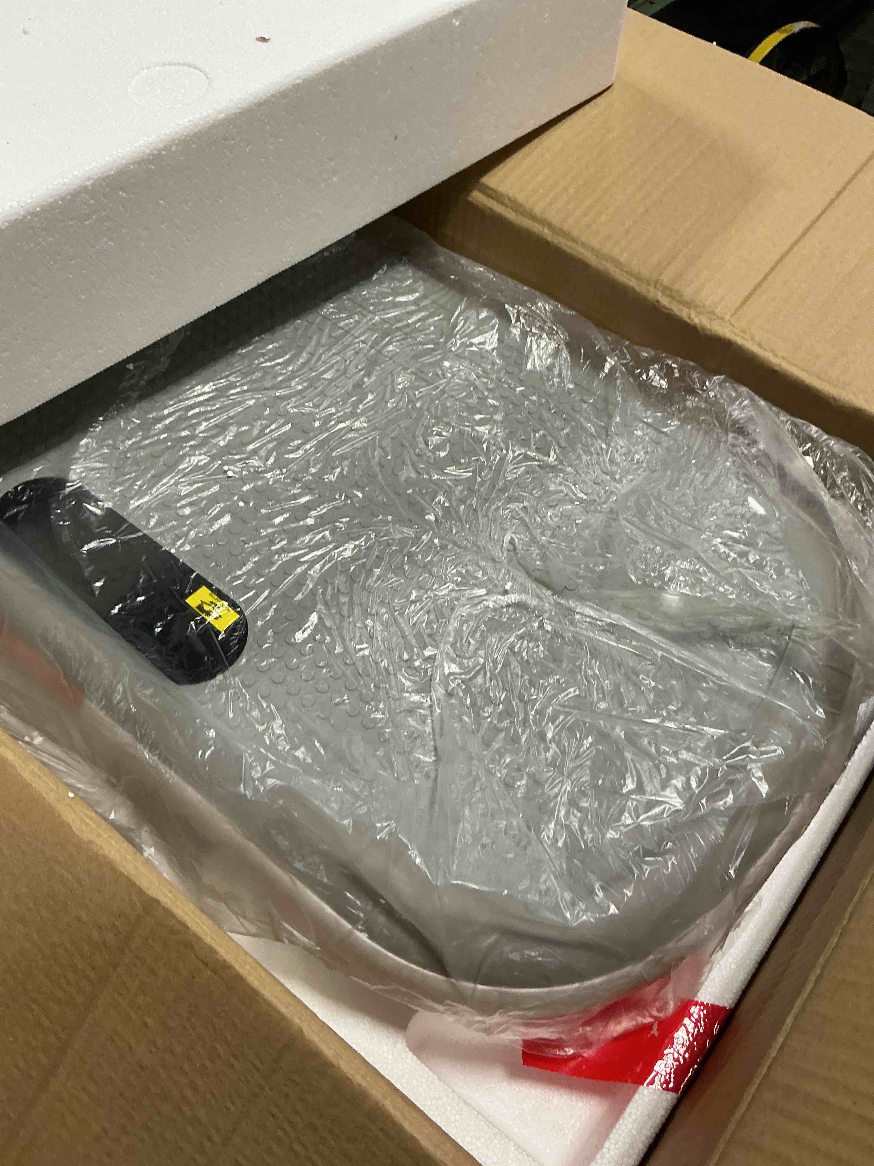 Condition photo showing New/Like New for merach vibration plate exercise machine, vibration plate 440 lbs capacity, bluetooth and silicone pedal, stimulate deep fat, vibration plate for lymphatic drainage, vibrating for weight loss white