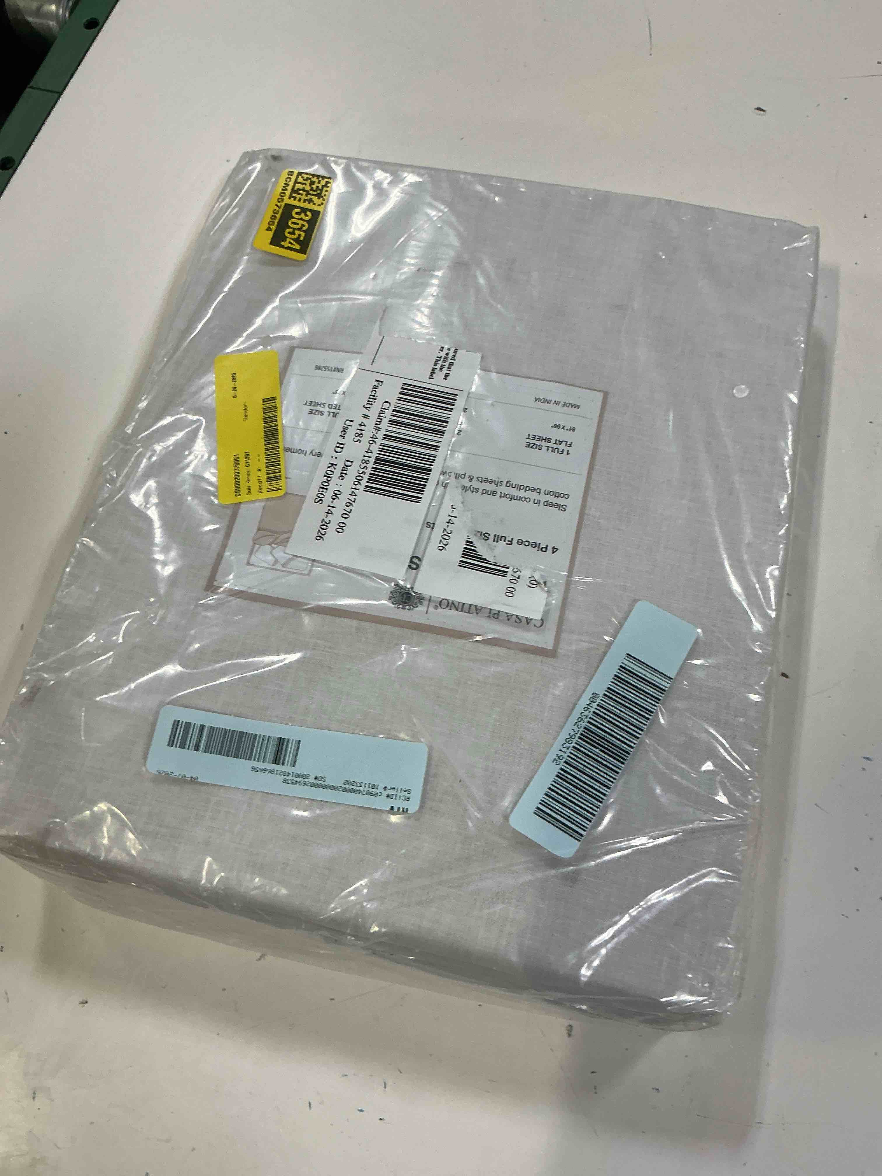Condition photo showing New/Like New for casa platino 100% cotton 3 piece pure percale twin xl size bed sheets set fits mattress upto 15 deep - white