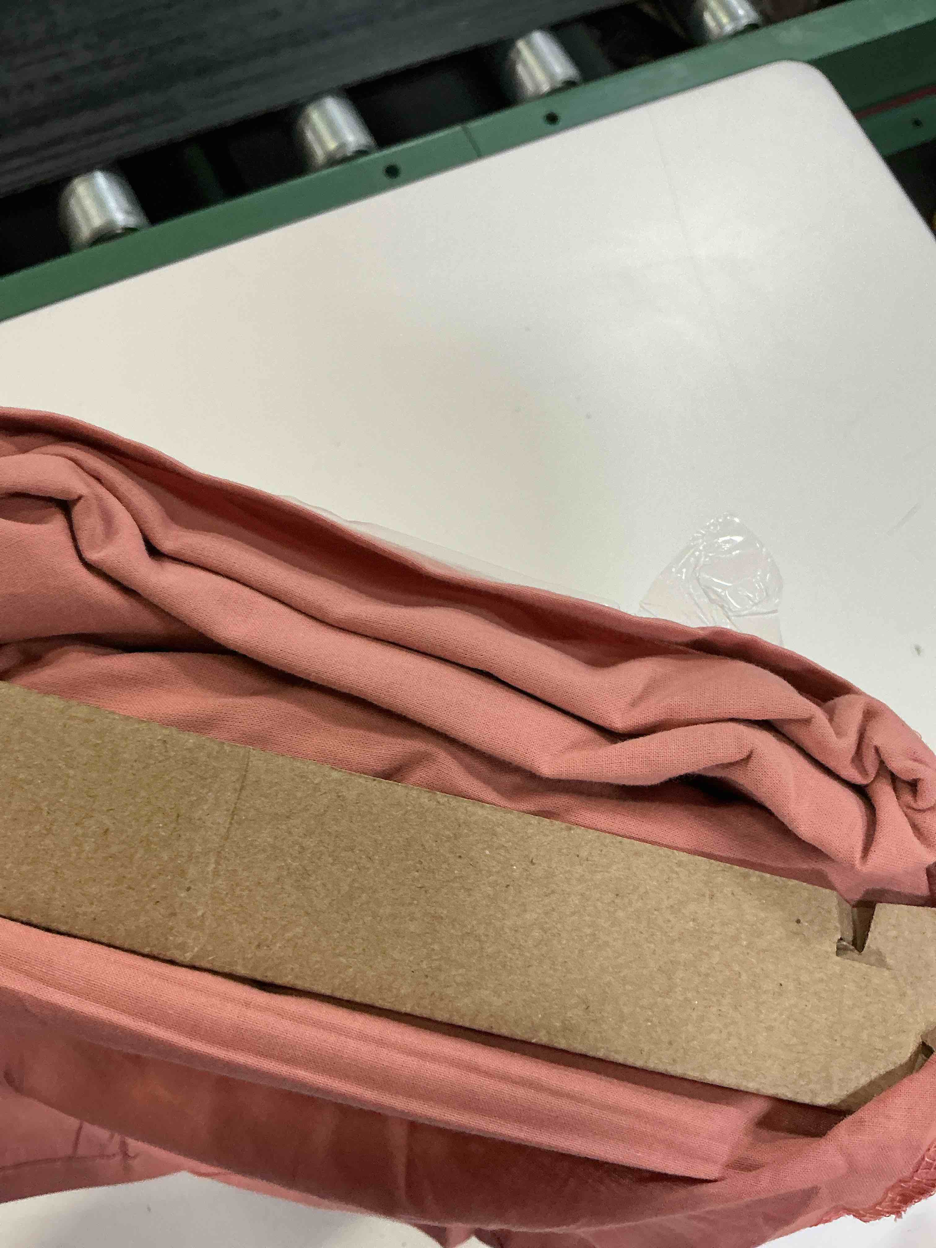 Condition photo showing New/Like New for casa plantino 100% cotton 4 piece queen size sheets set blush