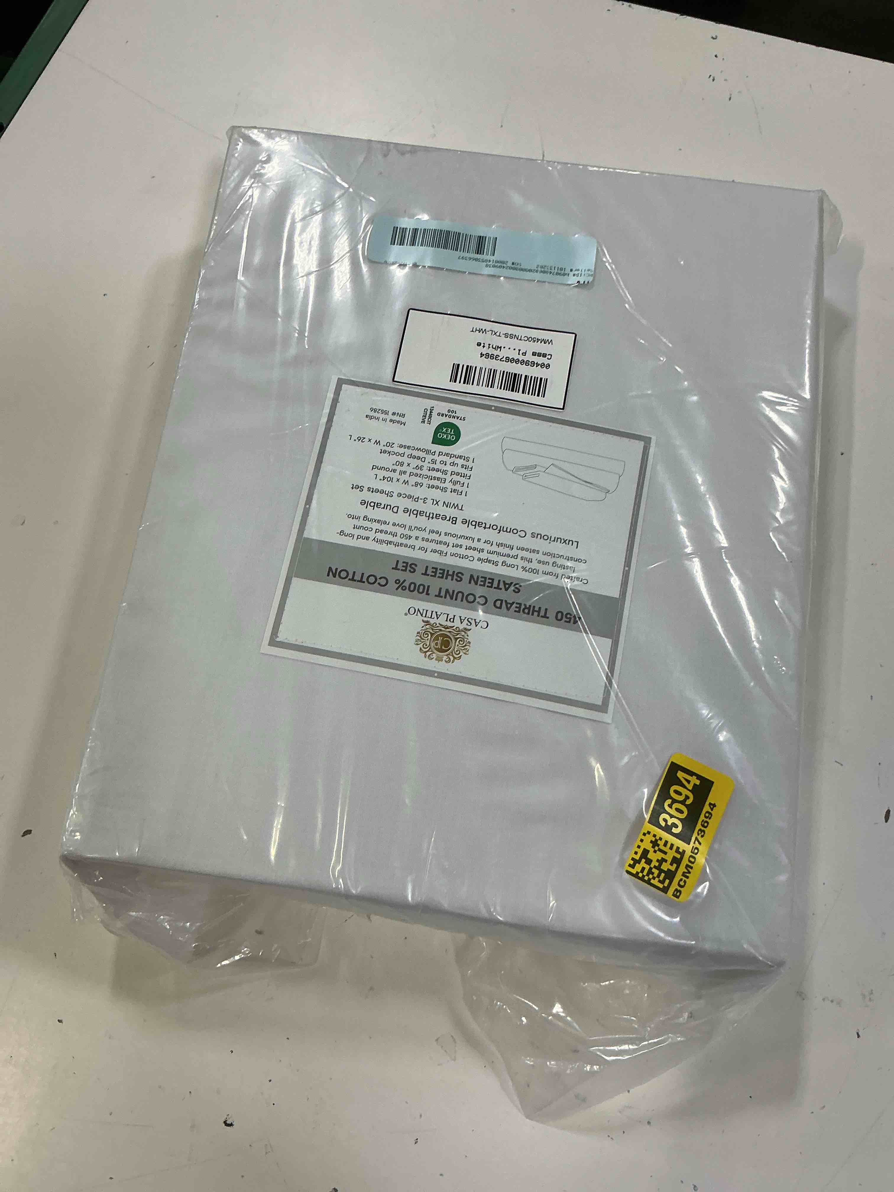 Condition photo showing New/Like New for casa platino 100% cotton bed sheet set- 450 thread count 3 piece twin xl size sheet set fits mattress upto 16  deep - white