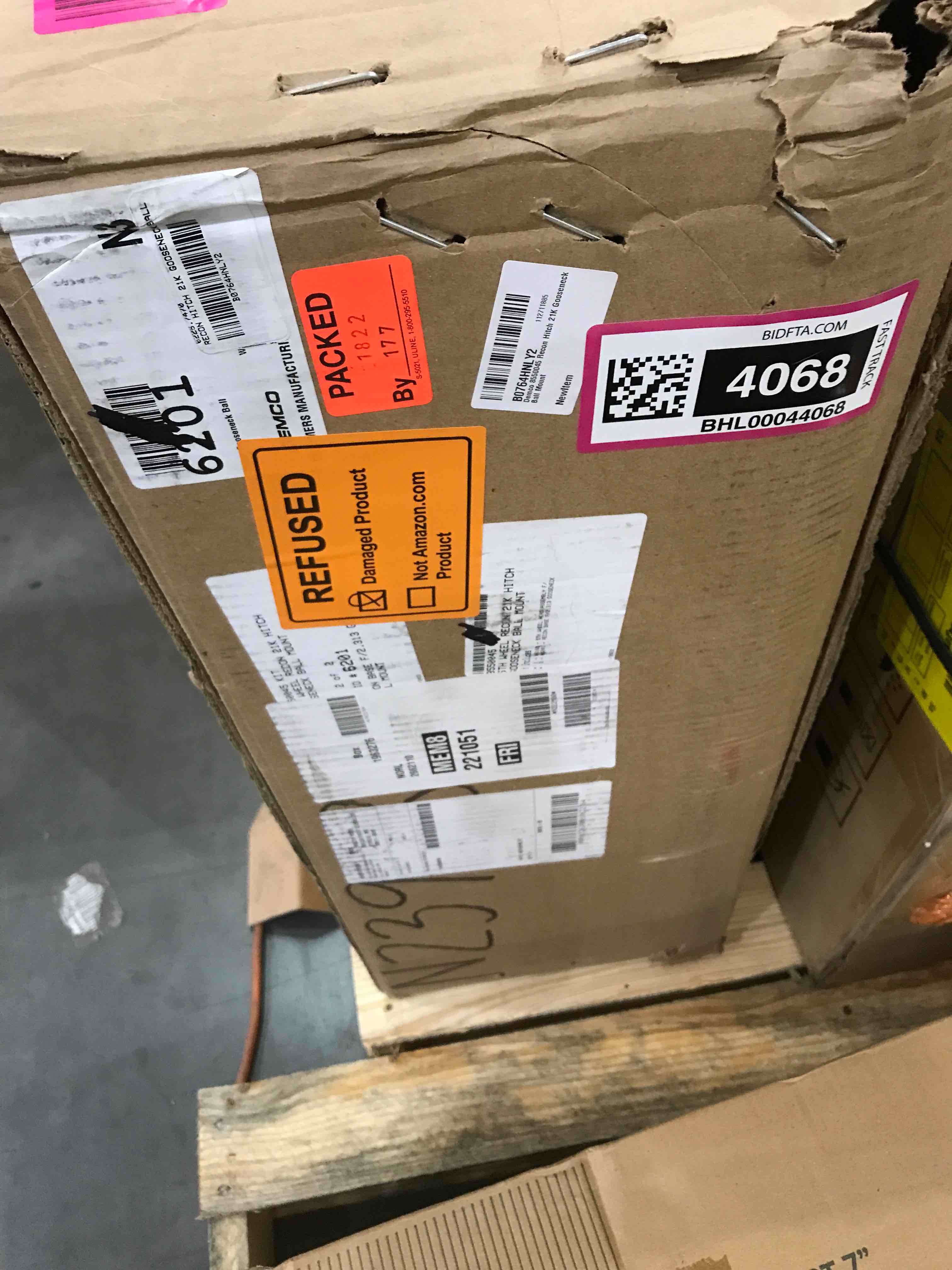 https://s3.amazonaws.com/lotting-images-prod/bidfta/BHL00044068_1689942987128.jpeg