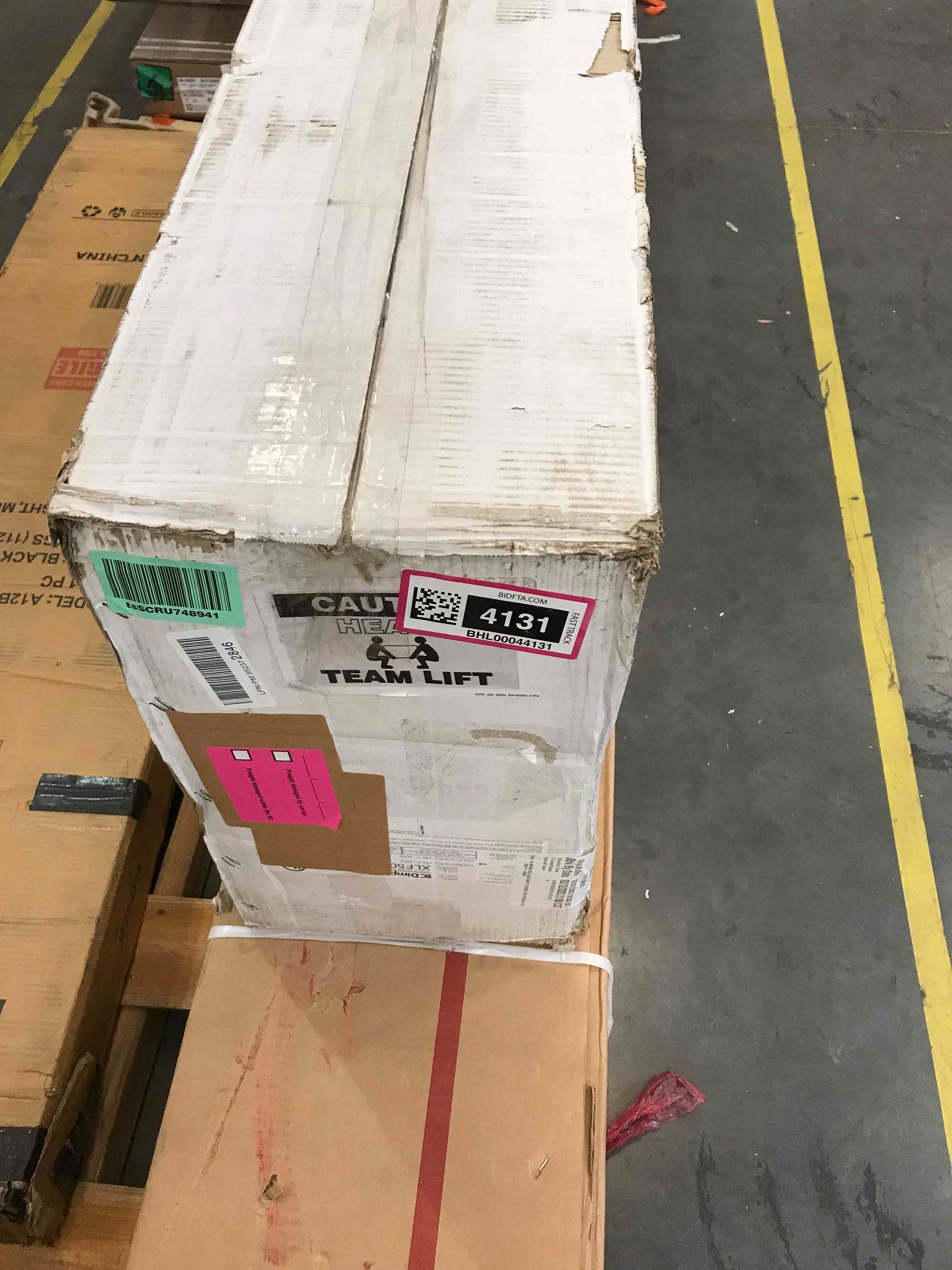 https://s3.amazonaws.com/lotting-images-prod/bidfta/BHL00044131_1690224210769.jpeg