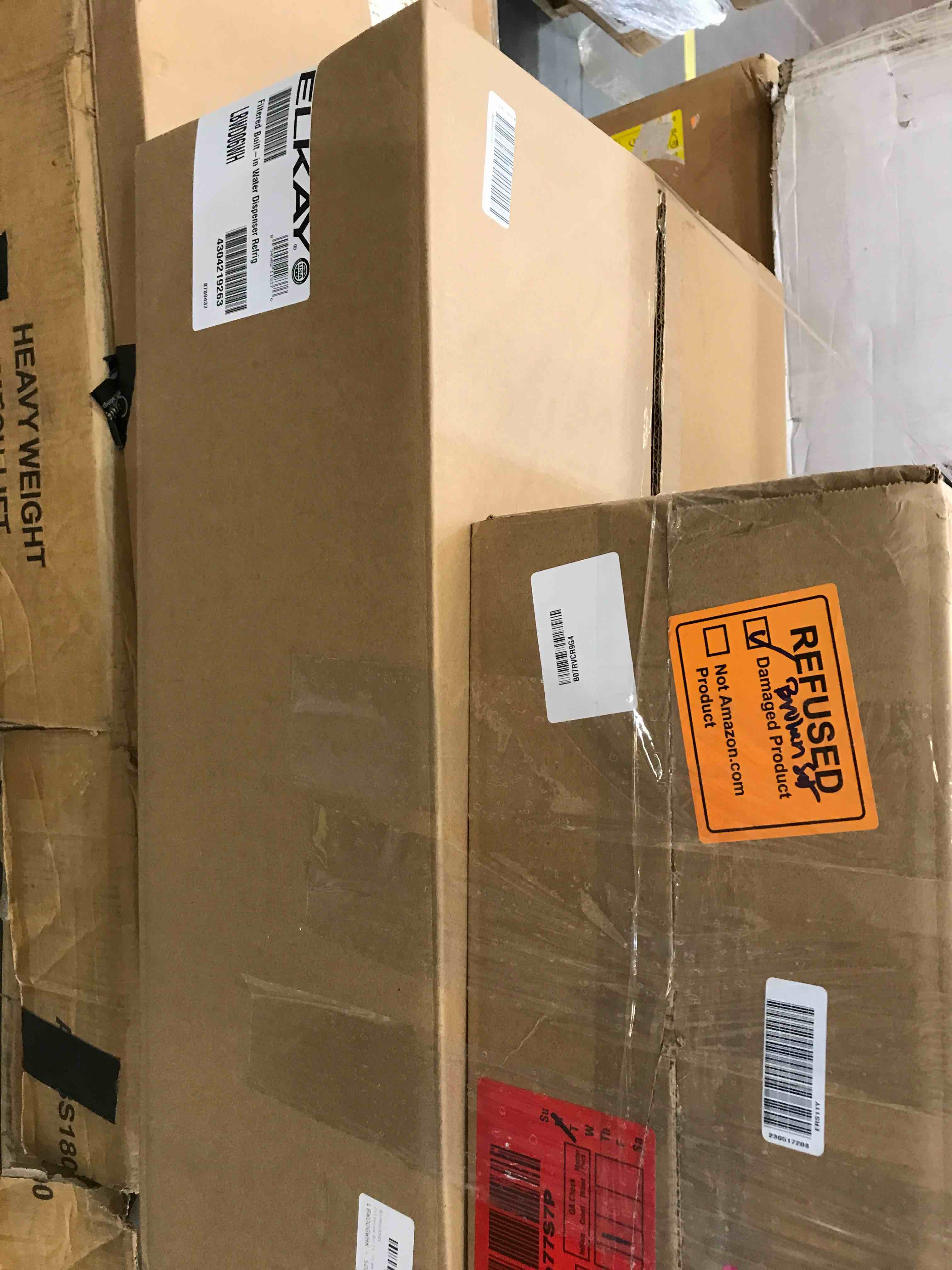 https://s3.amazonaws.com/lotting-images-prod/bidfta/BHL00044133_1690224701618.jpeg