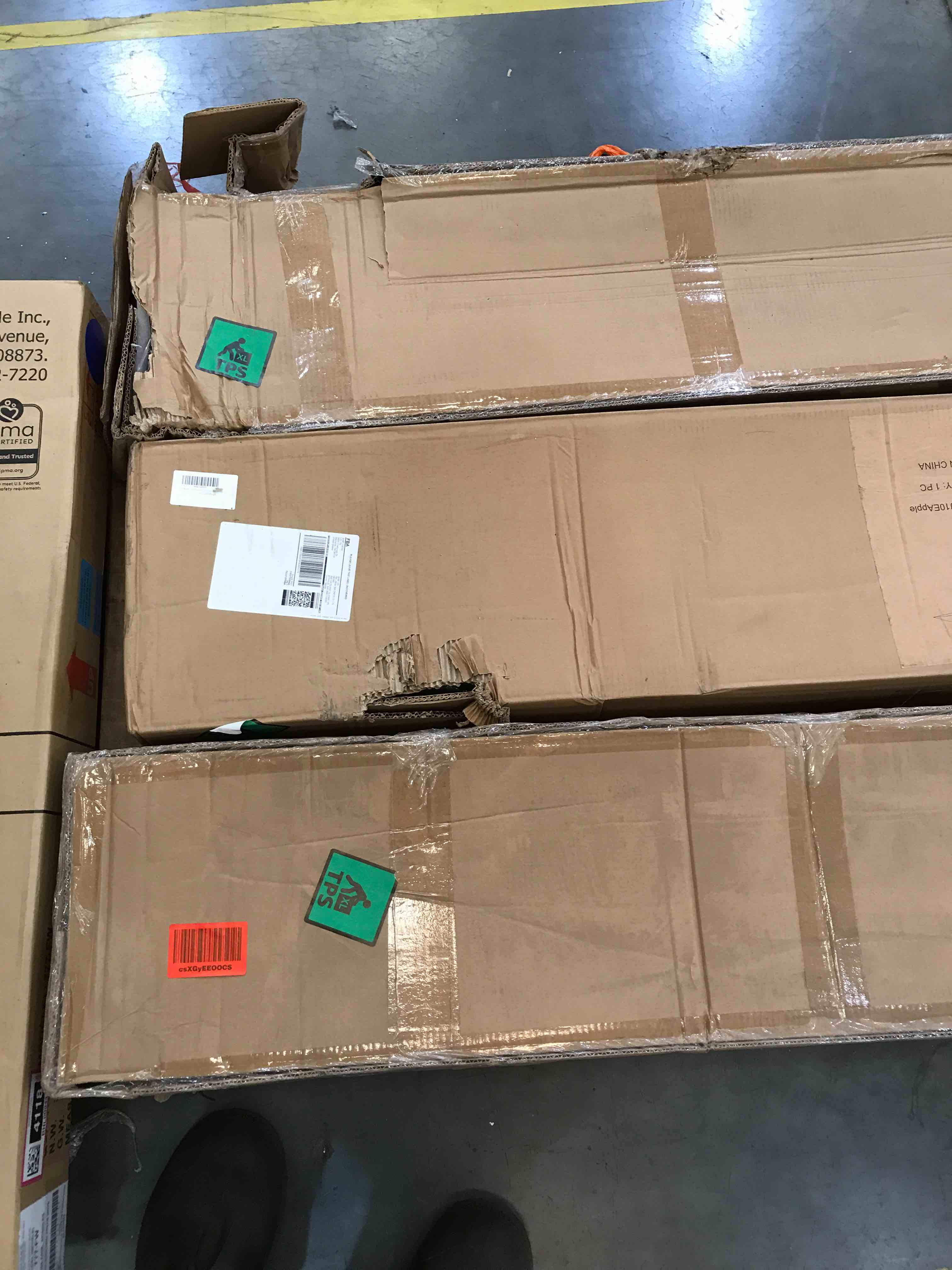 https://s3.amazonaws.com/lotting-images-prod/bidfta/BHL00044135_1690225213059.jpeg
