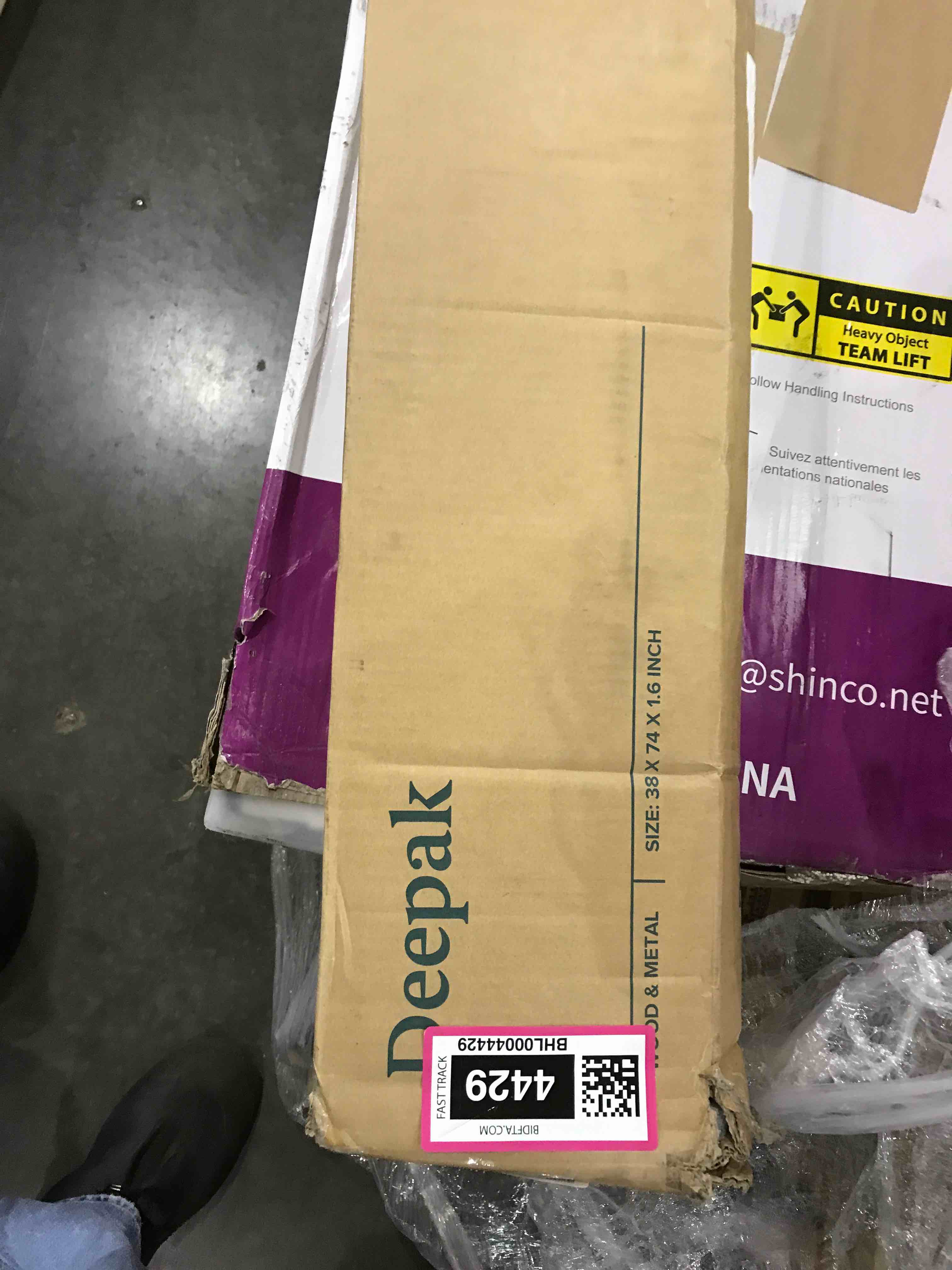 https://s3.amazonaws.com/lotting-images-prod/bidfta/BHL00044429_1691754922901.jpeg