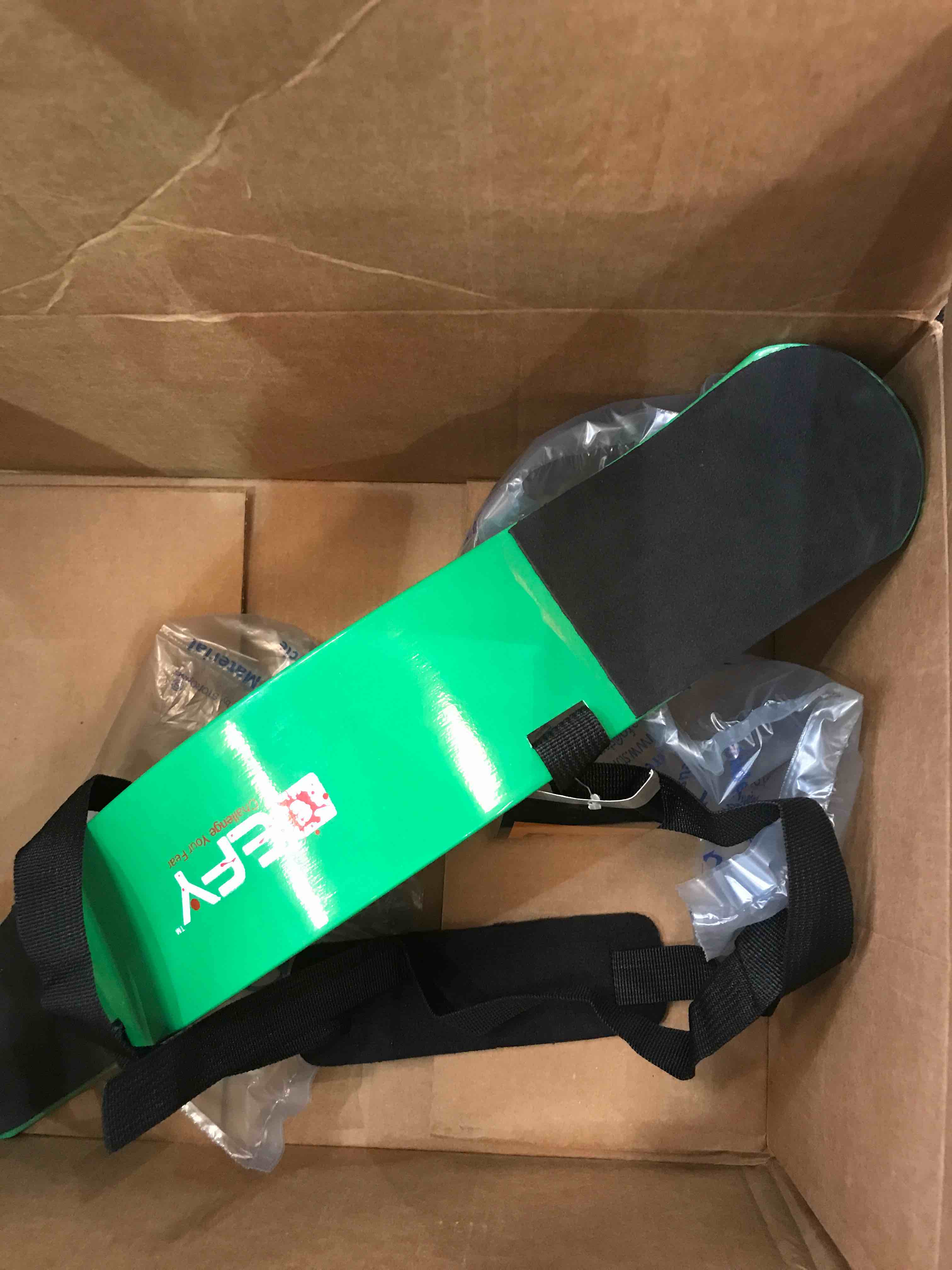 https://s3.amazonaws.com/lotting-images-prod/bidfta/BHL00053751_1686325674327.jpeg