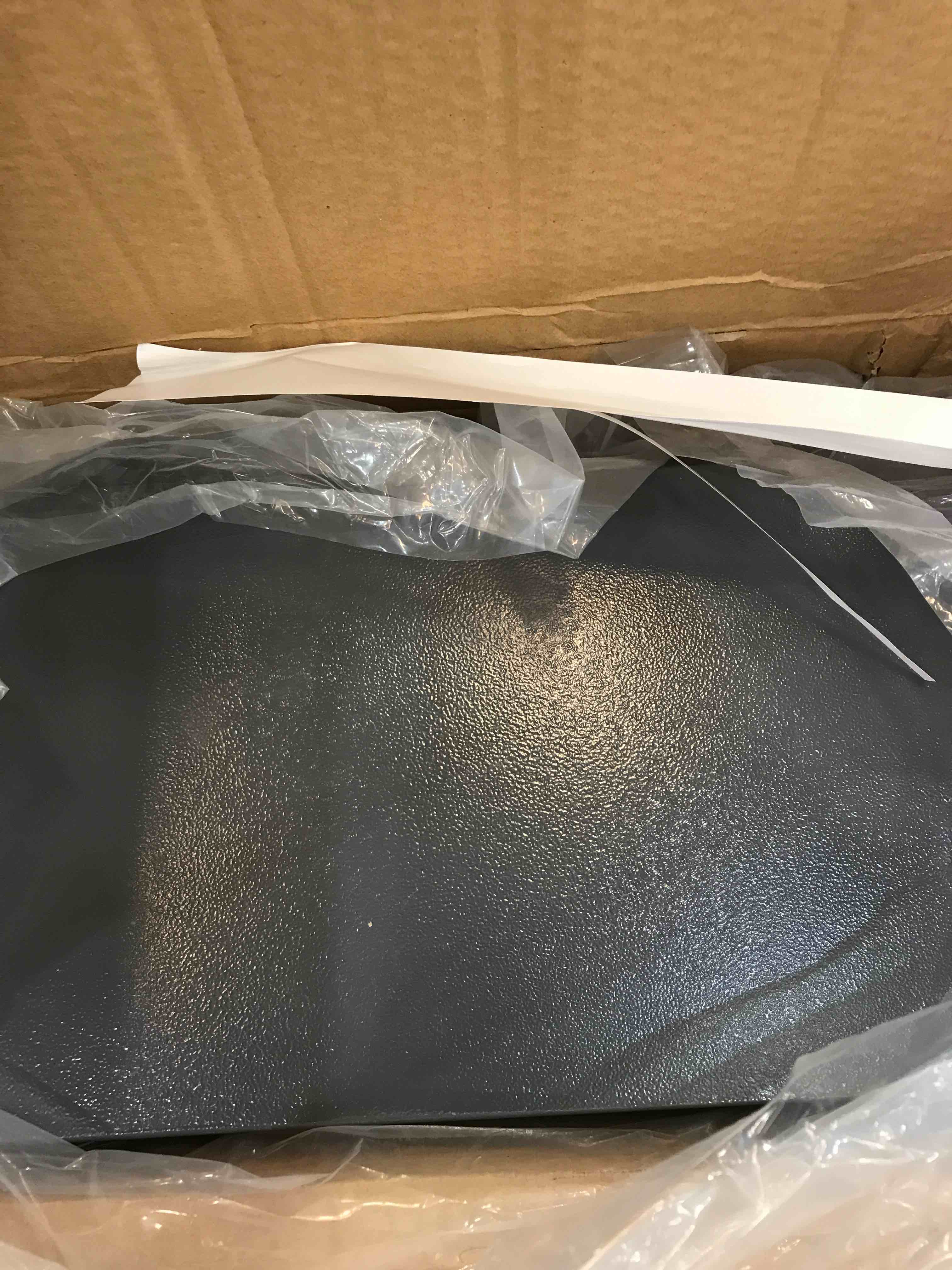 https://s3.amazonaws.com/lotting-images-prod/bidfta/BHL00054730_1685987663678.jpeg