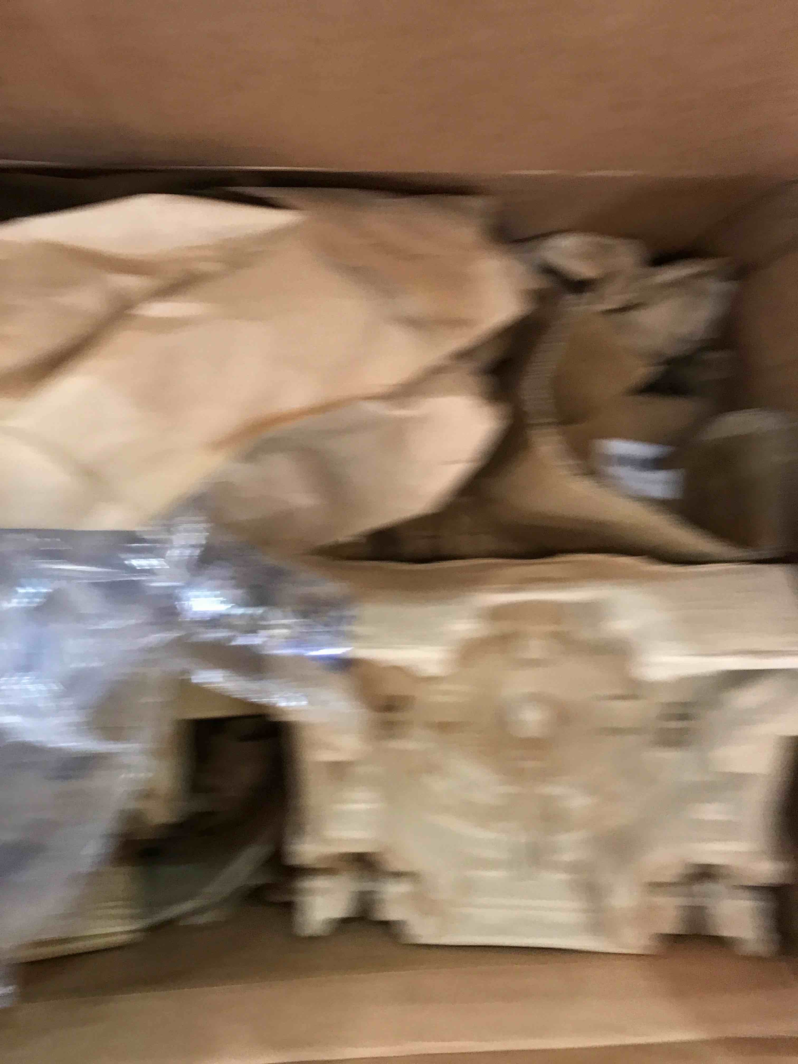 https://s3.amazonaws.com/lotting-images-prod/bidfta/BHL00054802_1686059634172.jpeg