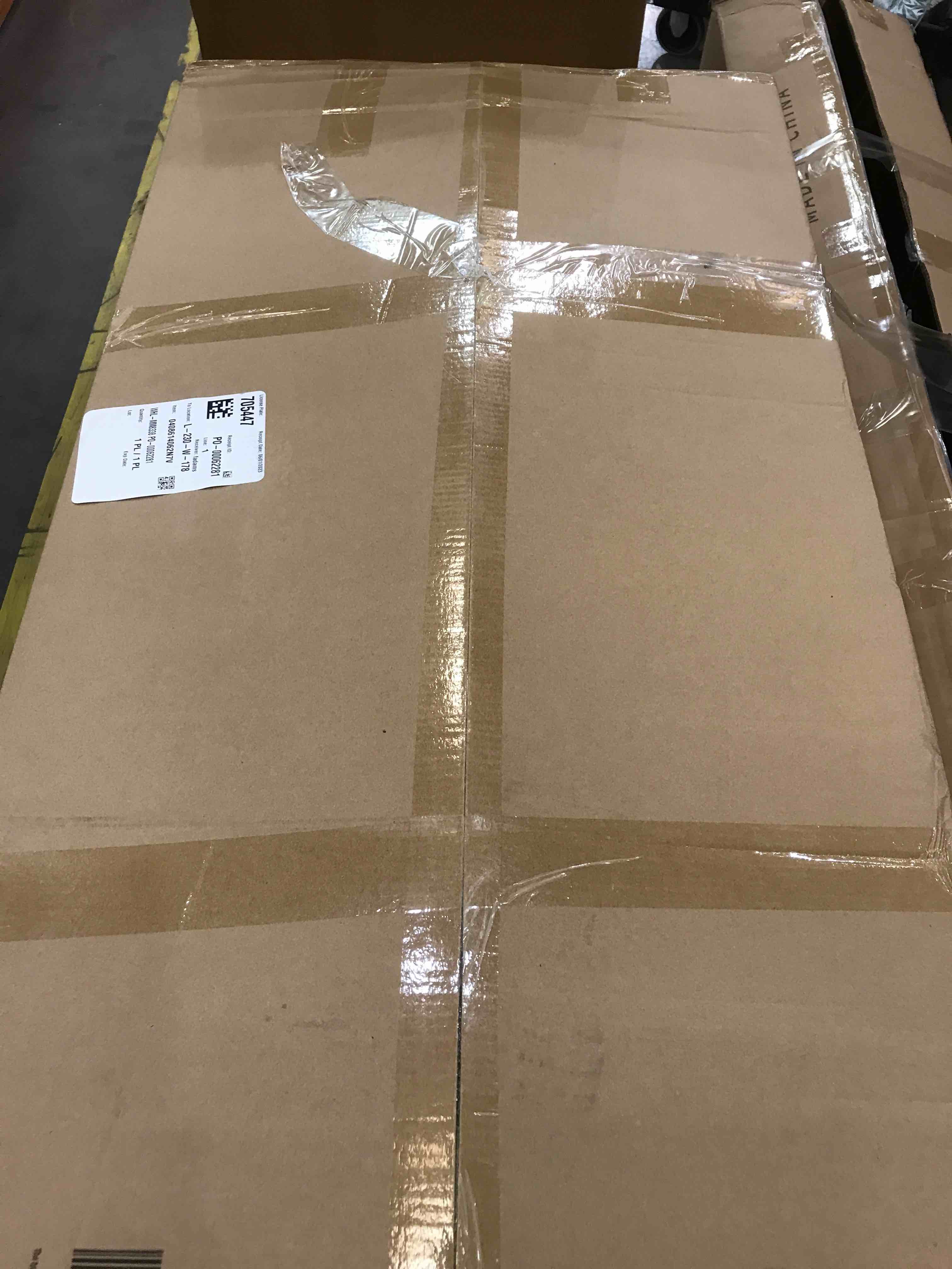 https://s3.amazonaws.com/lotting-images-prod/bidfta/BHL00054997_1686159388959.jpeg