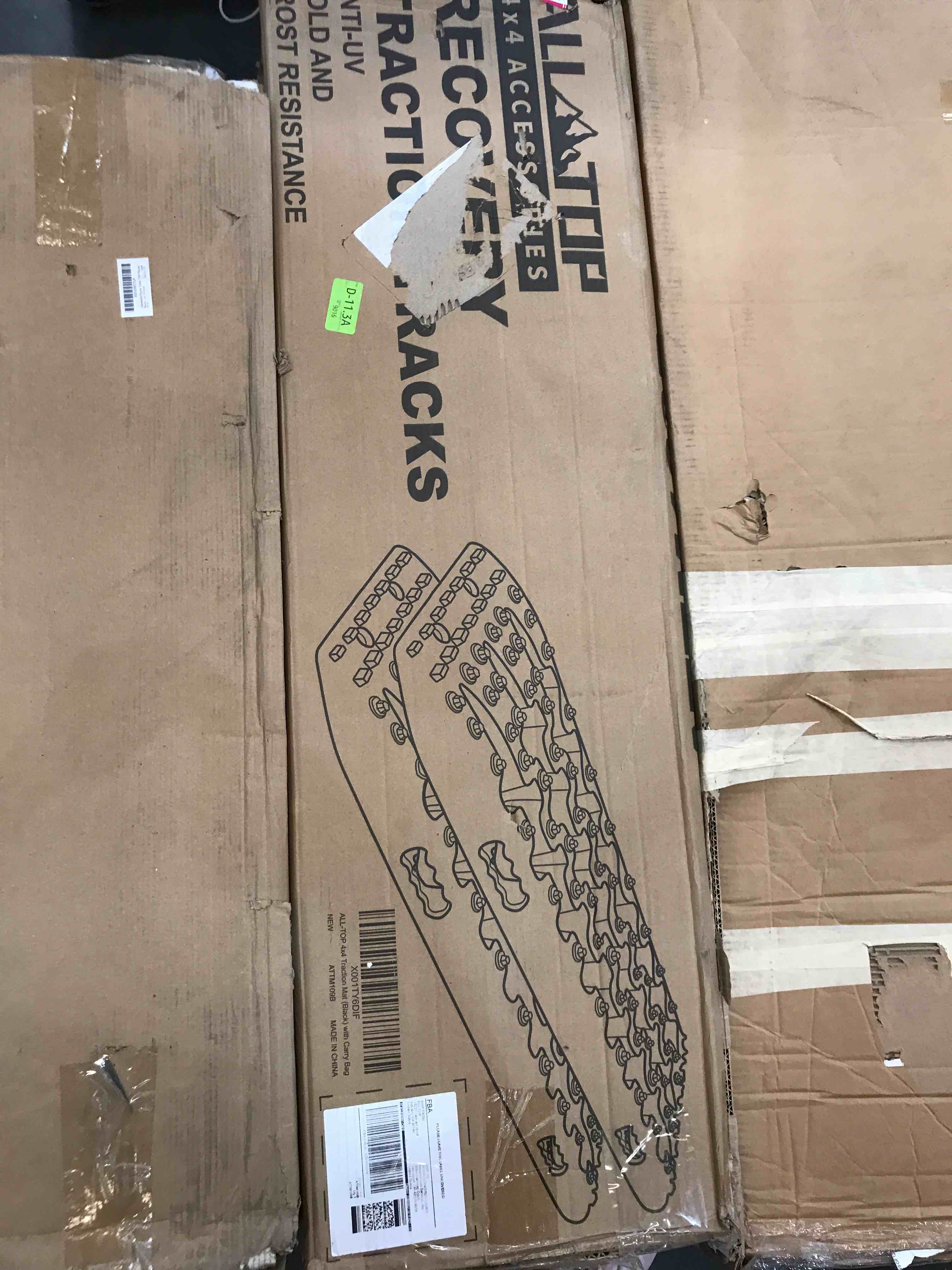 ALL-TOP 4x4 Recovery Boards with Heavy Duty Mounts Kit - 2 Pcs Off Road Traction Tracks Mat for Sand Mud Snow 4WD Track Tire Ladder + Storage Bag (Black)