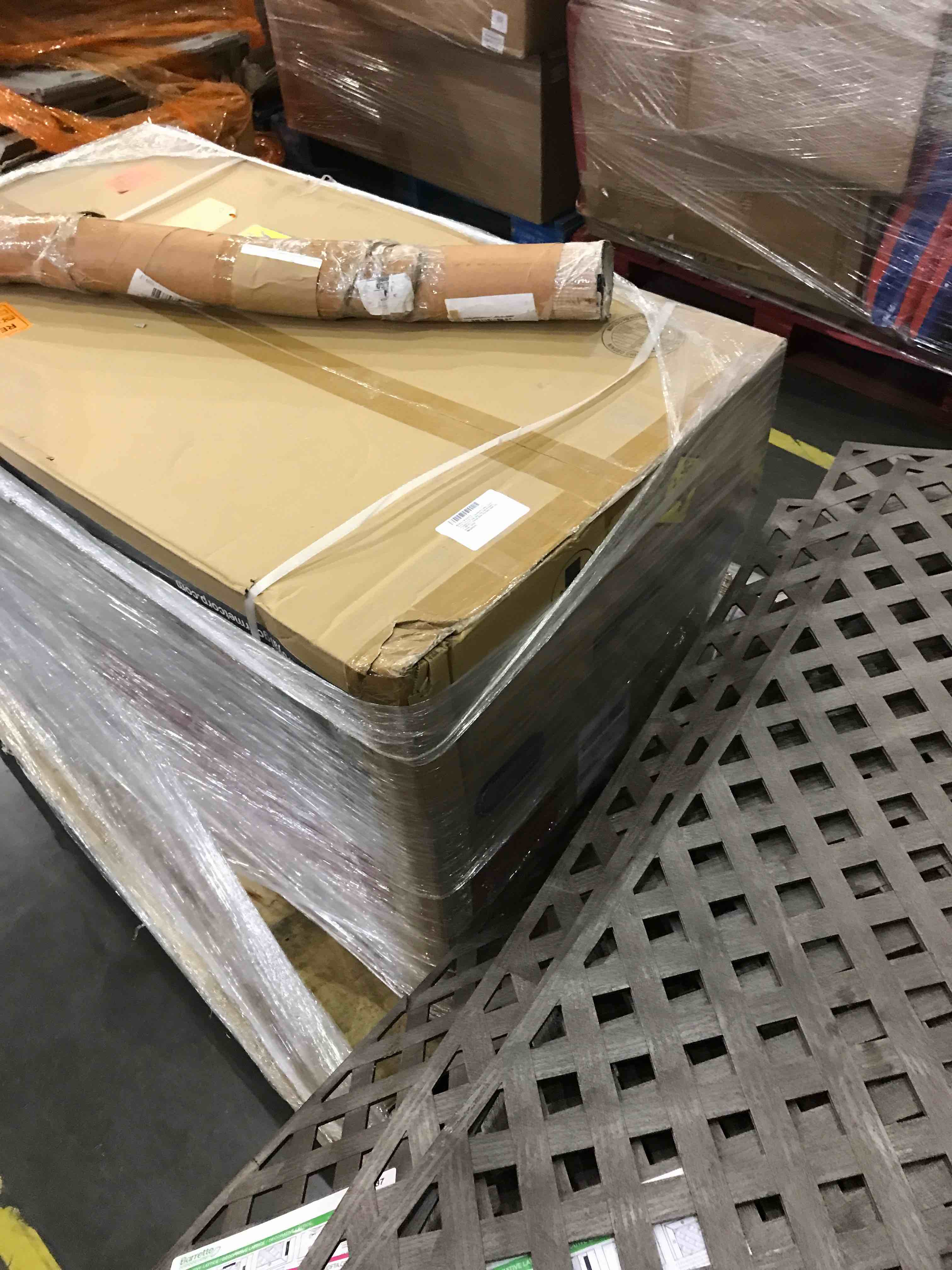 https://s3.amazonaws.com/lotting-images-prod/bidfta/BHL00057765_1683546913899.jpeg