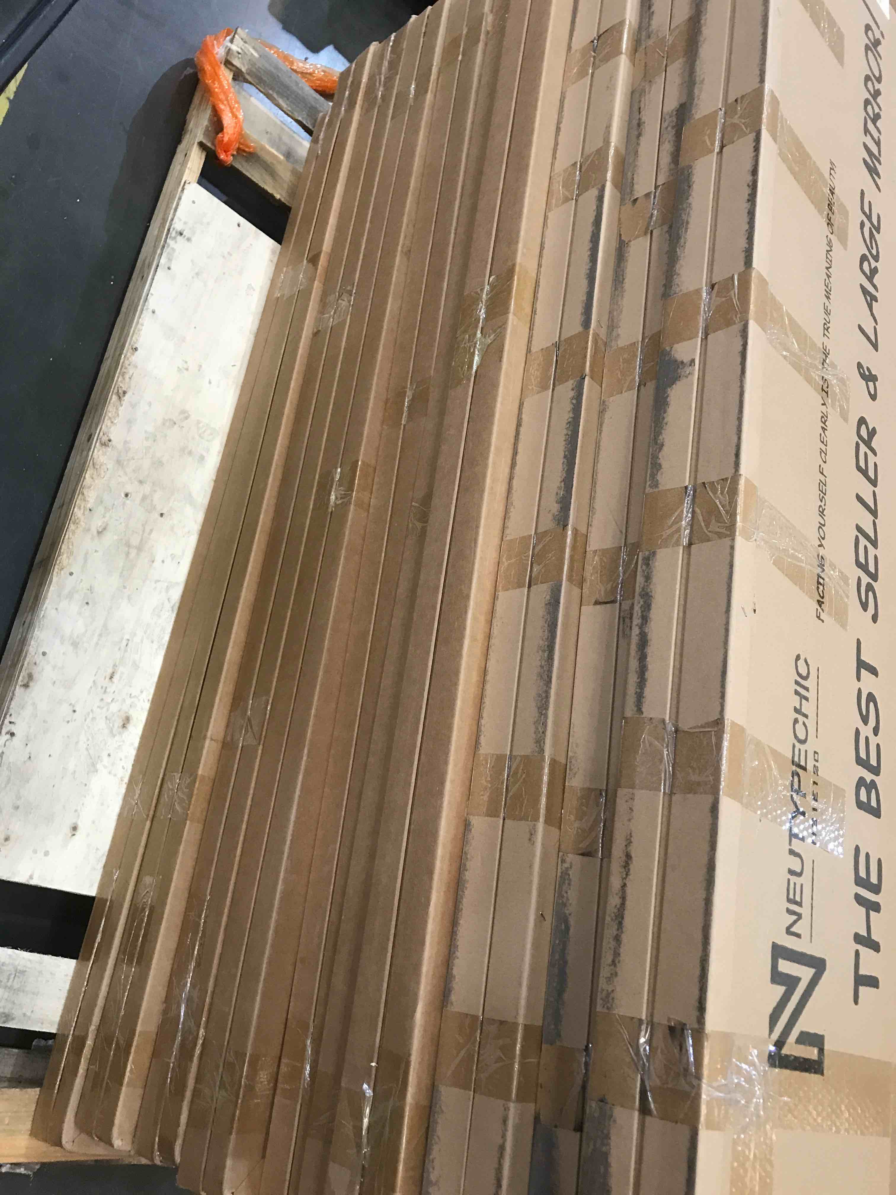 https://s3.amazonaws.com/lotting-images-prod/bidfta/BHL00060202_1689086281836.jpeg
