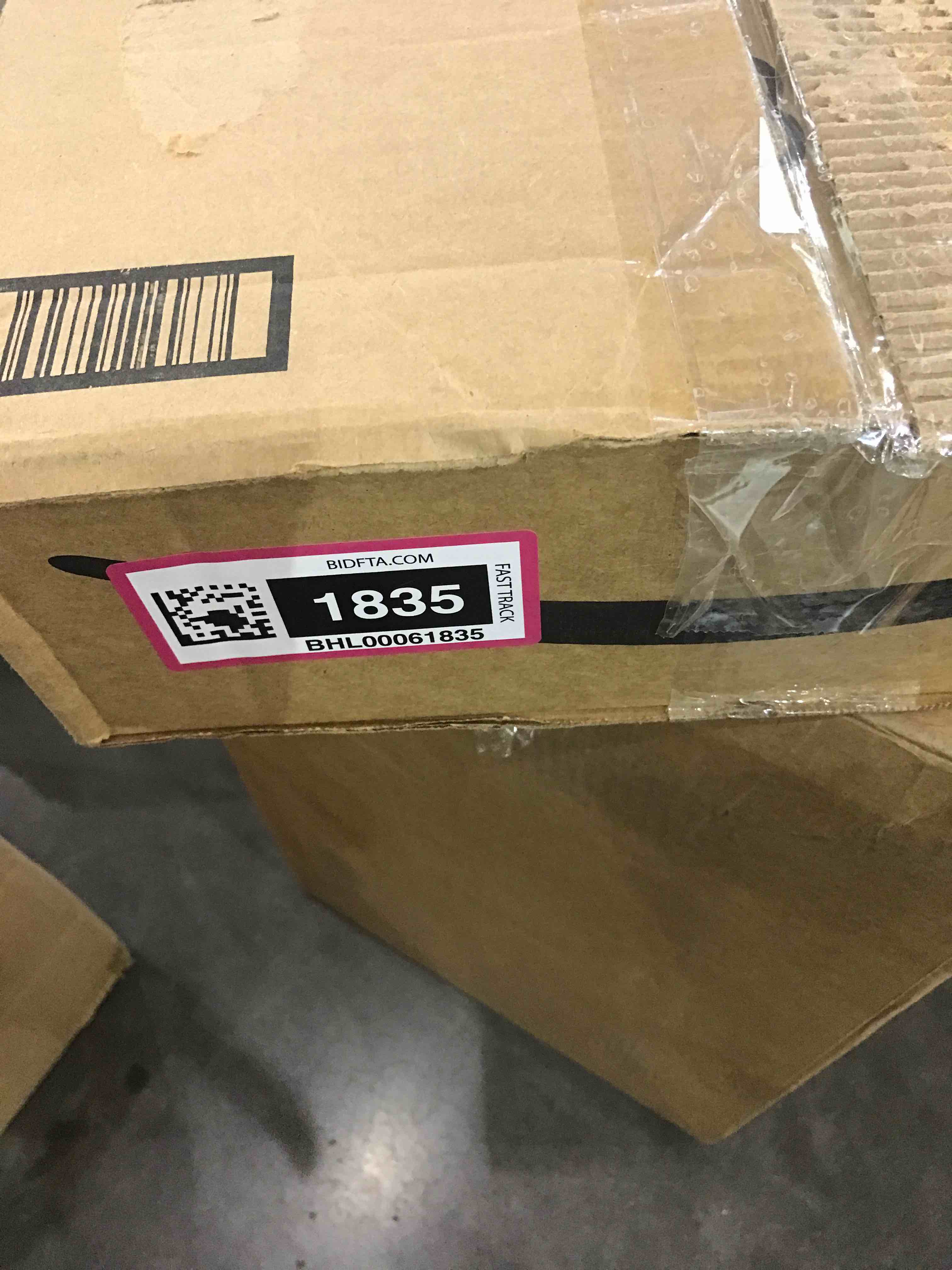 https://s3.amazonaws.com/lotting-images-prod/bidfta/BHL00061835_1688065237524.jpeg