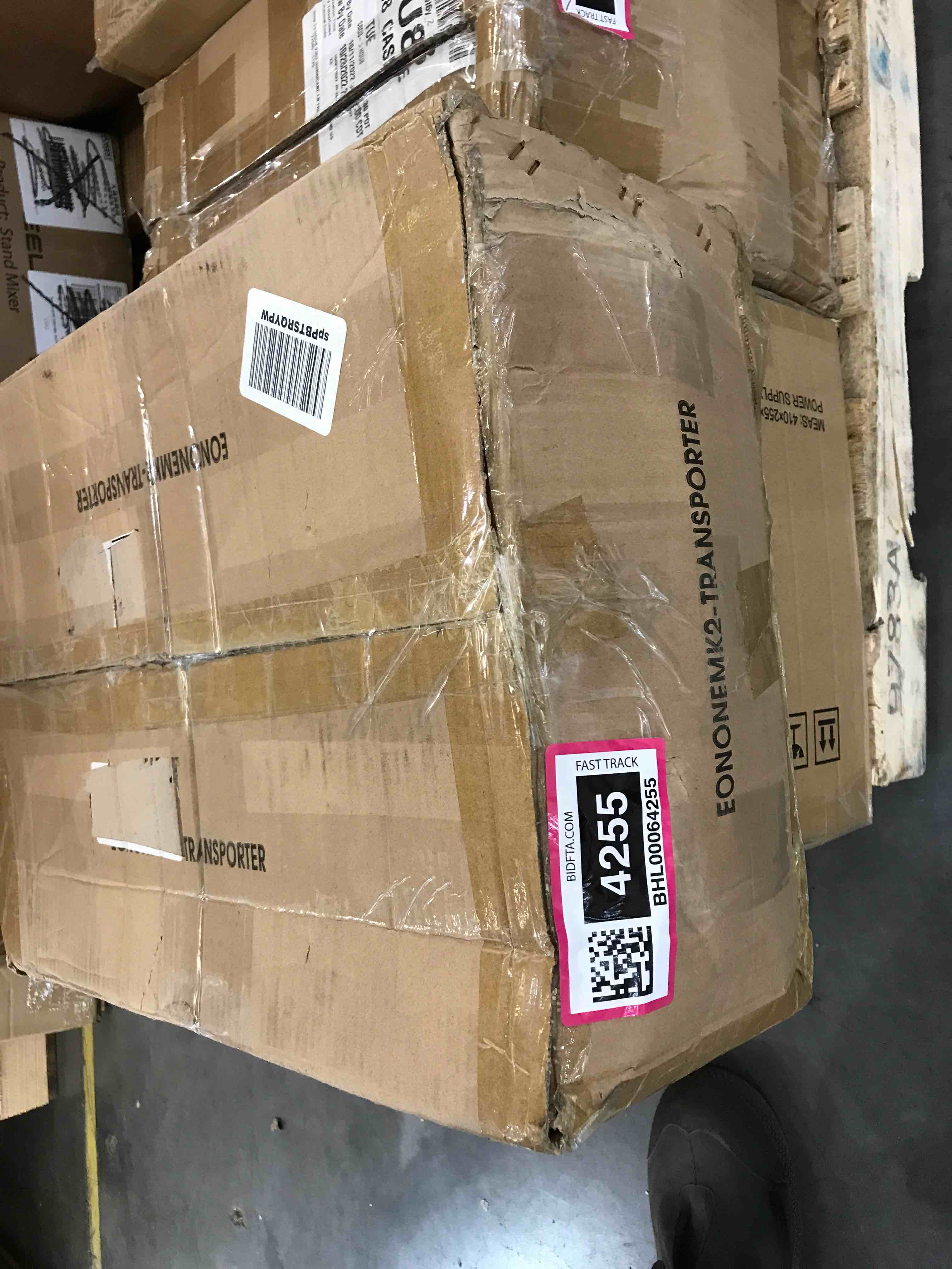 https://s3.amazonaws.com/lotting-images-prod/bidfta/BHL00064255_1686836755907.jpeg