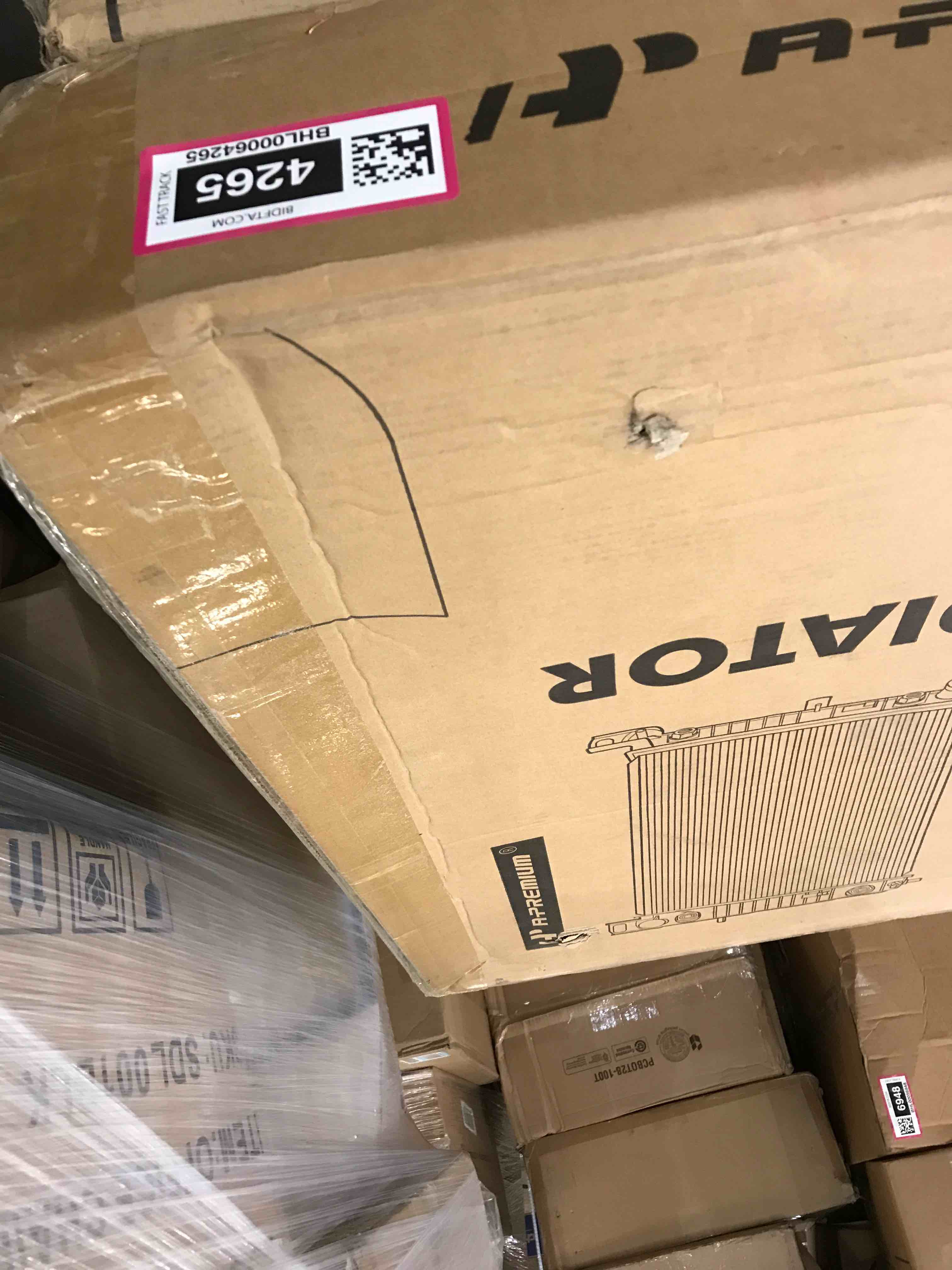 https://s3.amazonaws.com/lotting-images-prod/bidfta/BHL00064265_1686837750090.jpeg