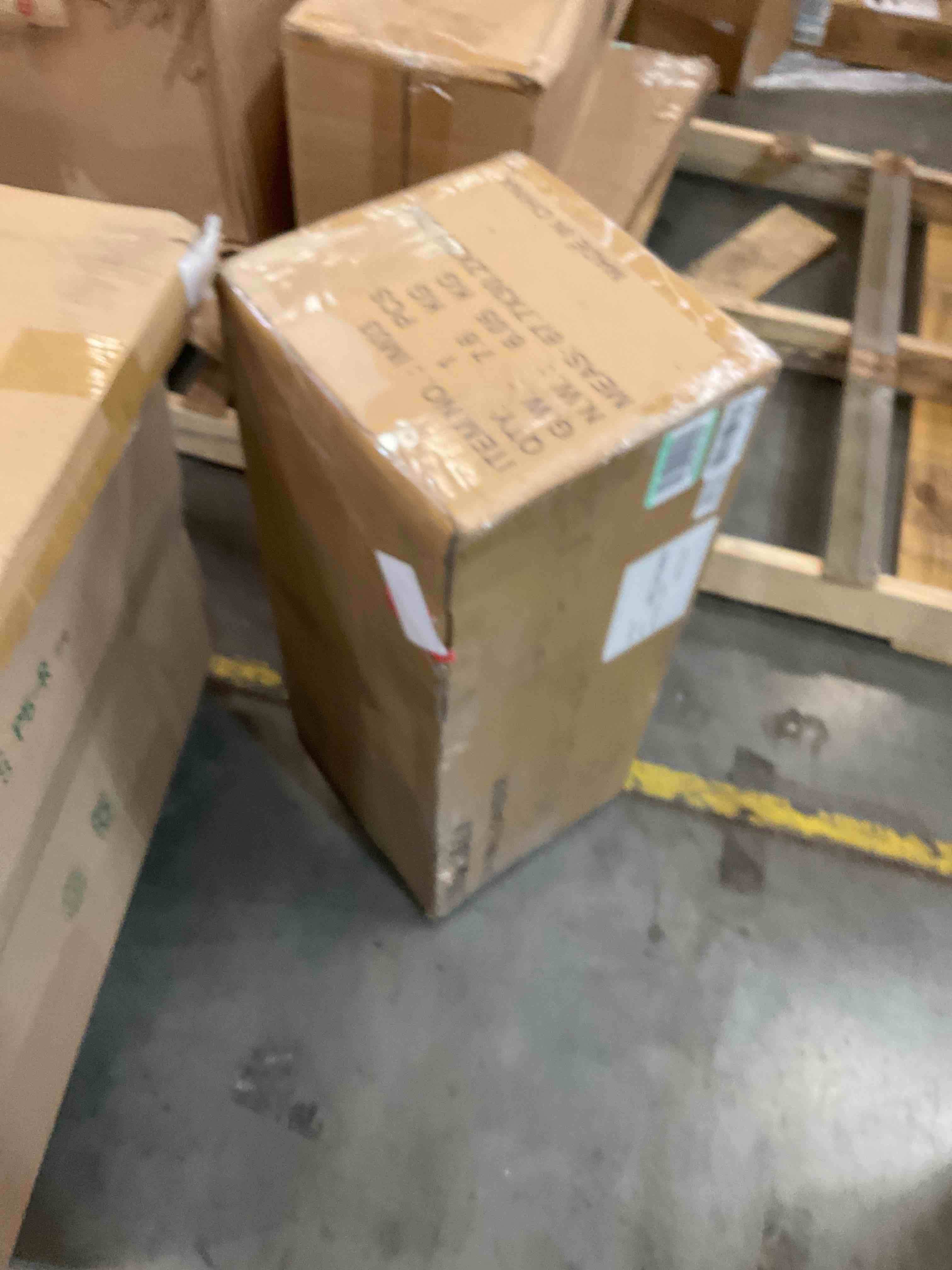 https://s3.amazonaws.com/lotting-images-prod/bidfta/BHL00065166_1686324990827.jpeg