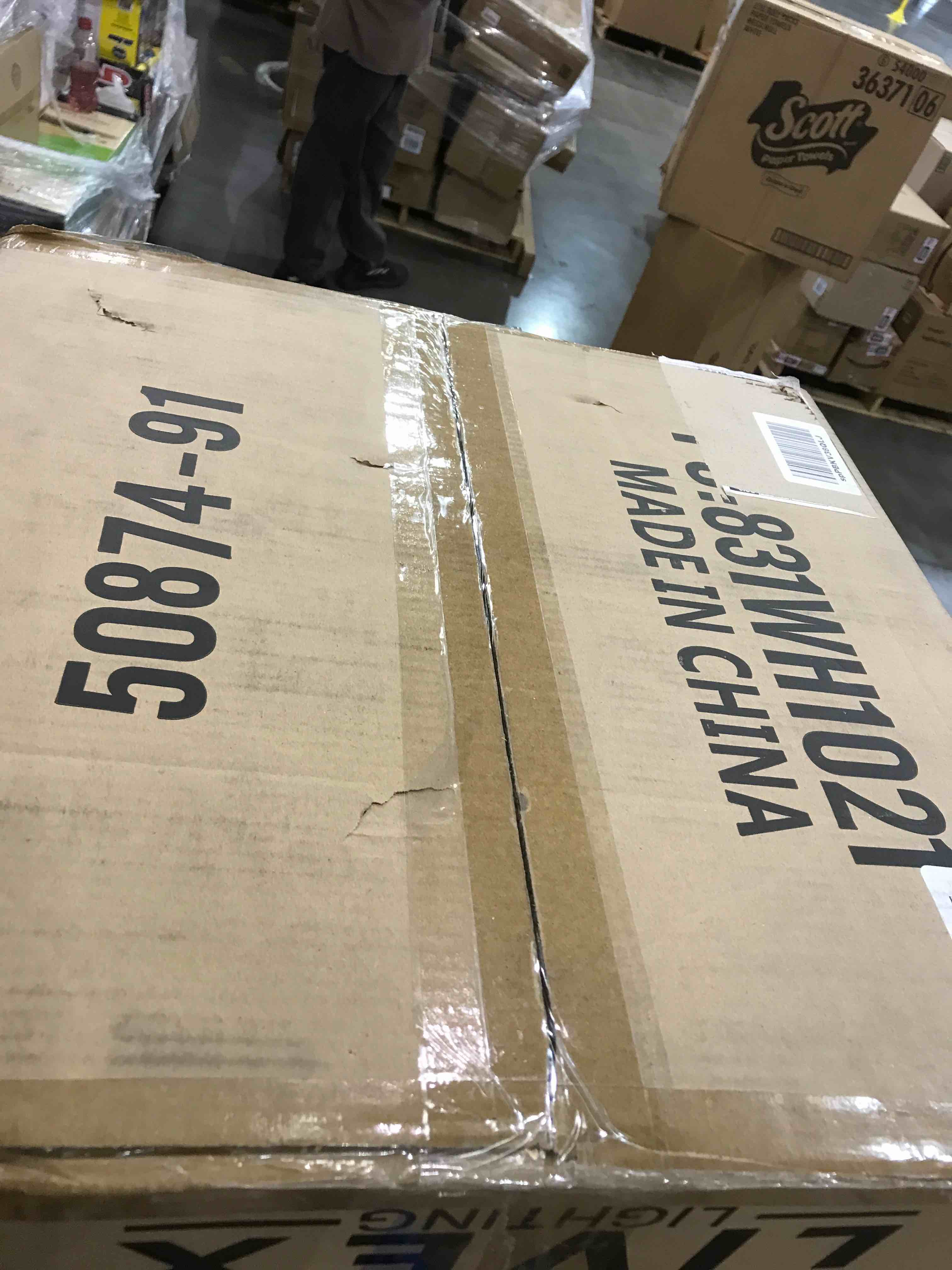 https://s3.amazonaws.com/lotting-images-prod/bidfta/BHL00066367_1688052973409.jpeg