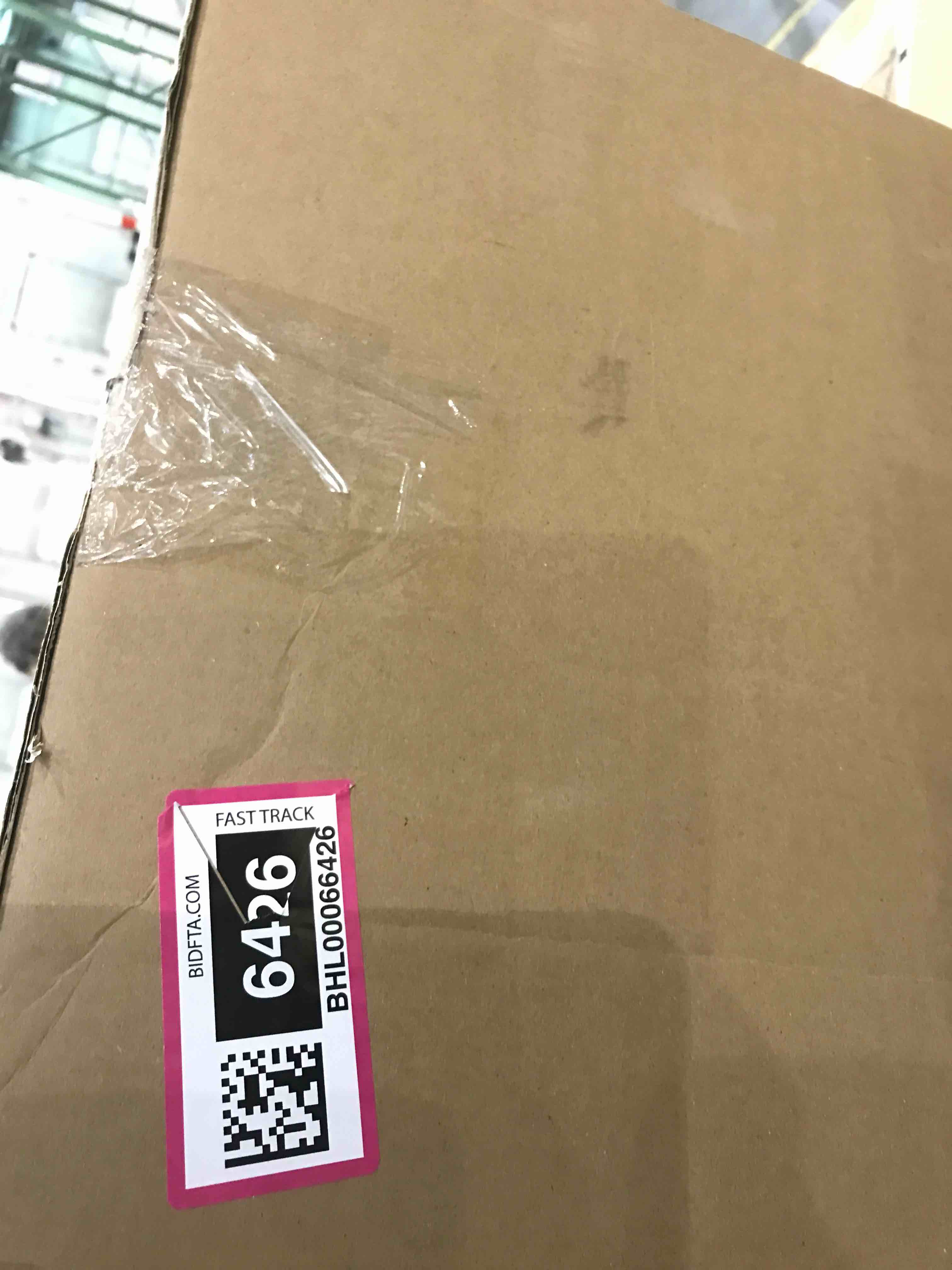 https://s3.amazonaws.com/lotting-images-prod/bidfta/BHL00066426_1688064695808.jpeg