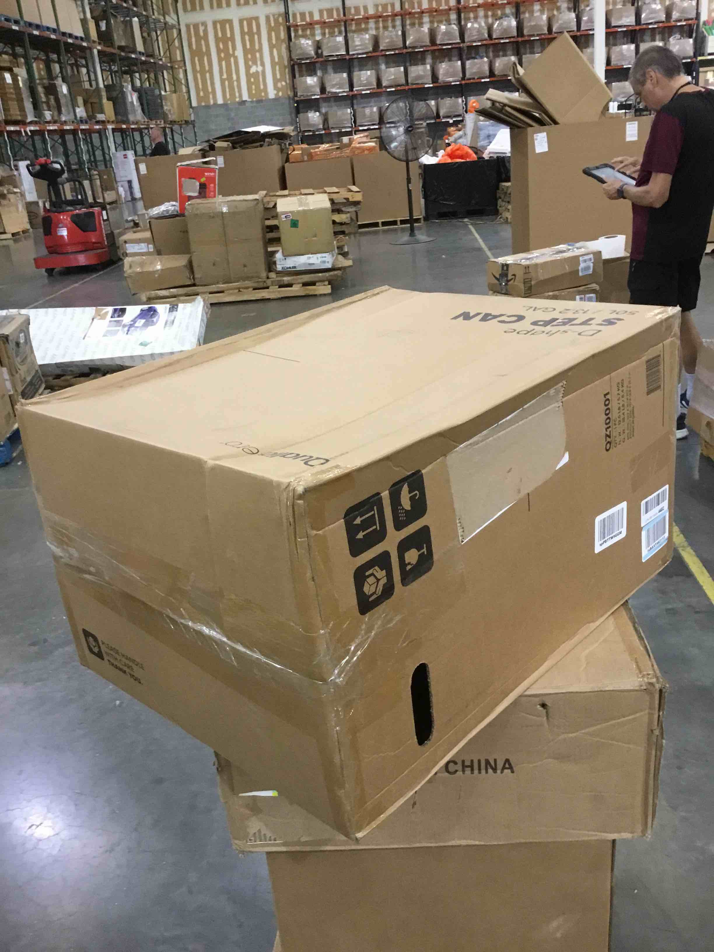 https://s3.amazonaws.com/lotting-images-prod/bidfta/BHL00066832_1688737184688.jpeg