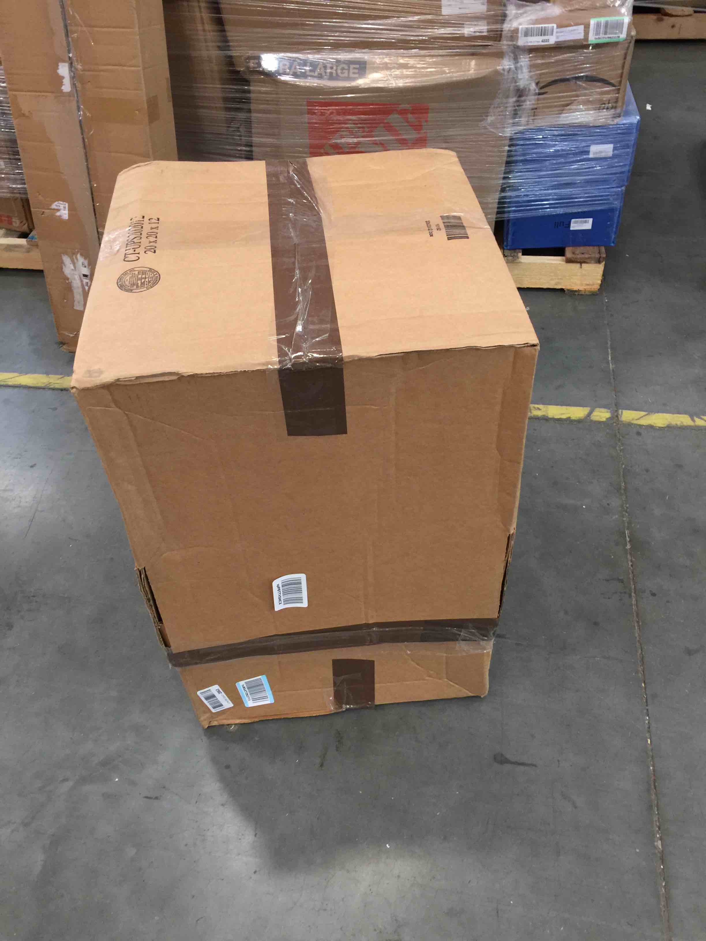 https://s3.amazonaws.com/lotting-images-prod/bidfta/BHL00067152_1687194615093.jpeg