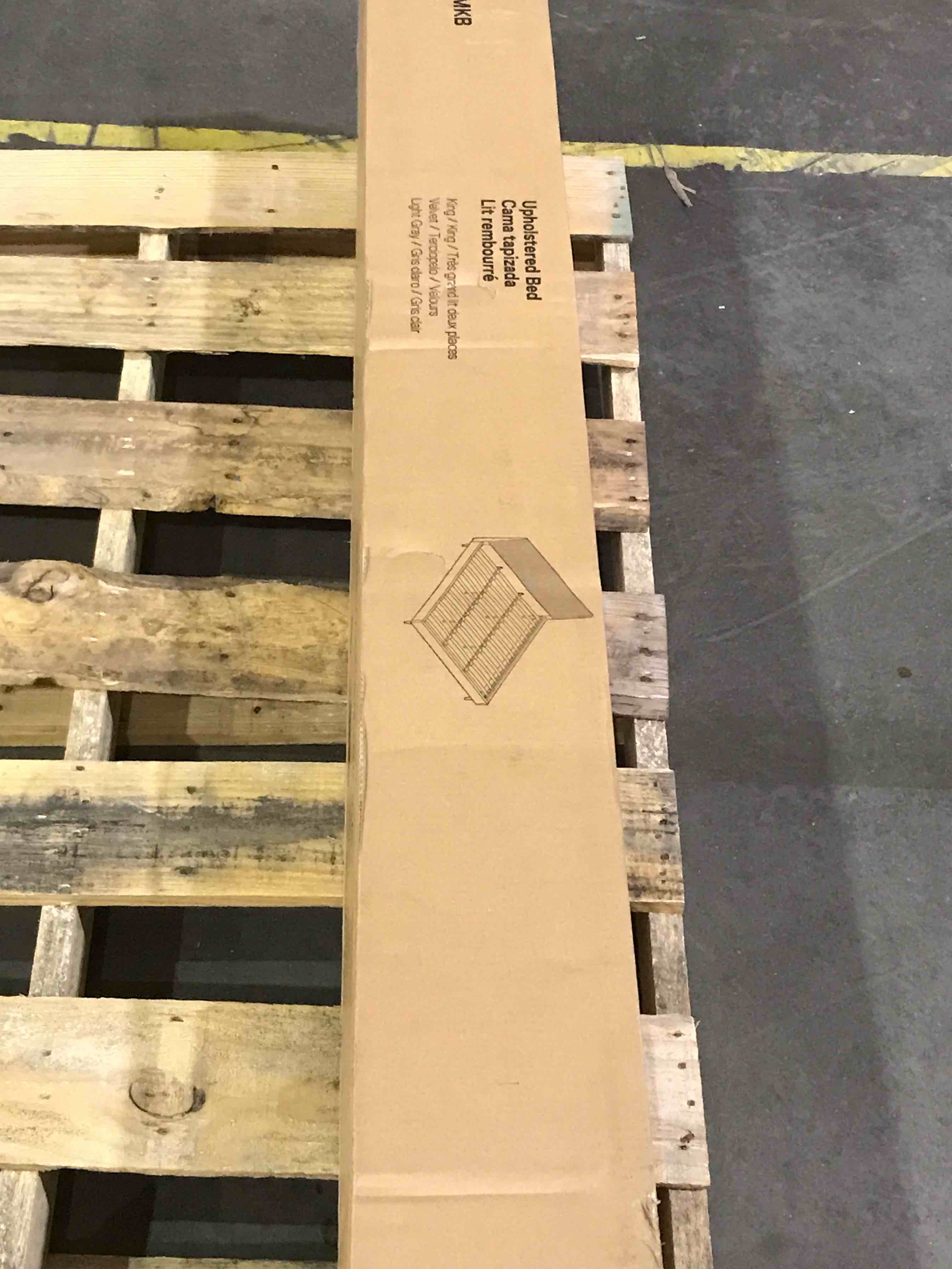 https://s3.amazonaws.com/lotting-images-prod/bidfta/BHL00067962_1686854456363.jpeg