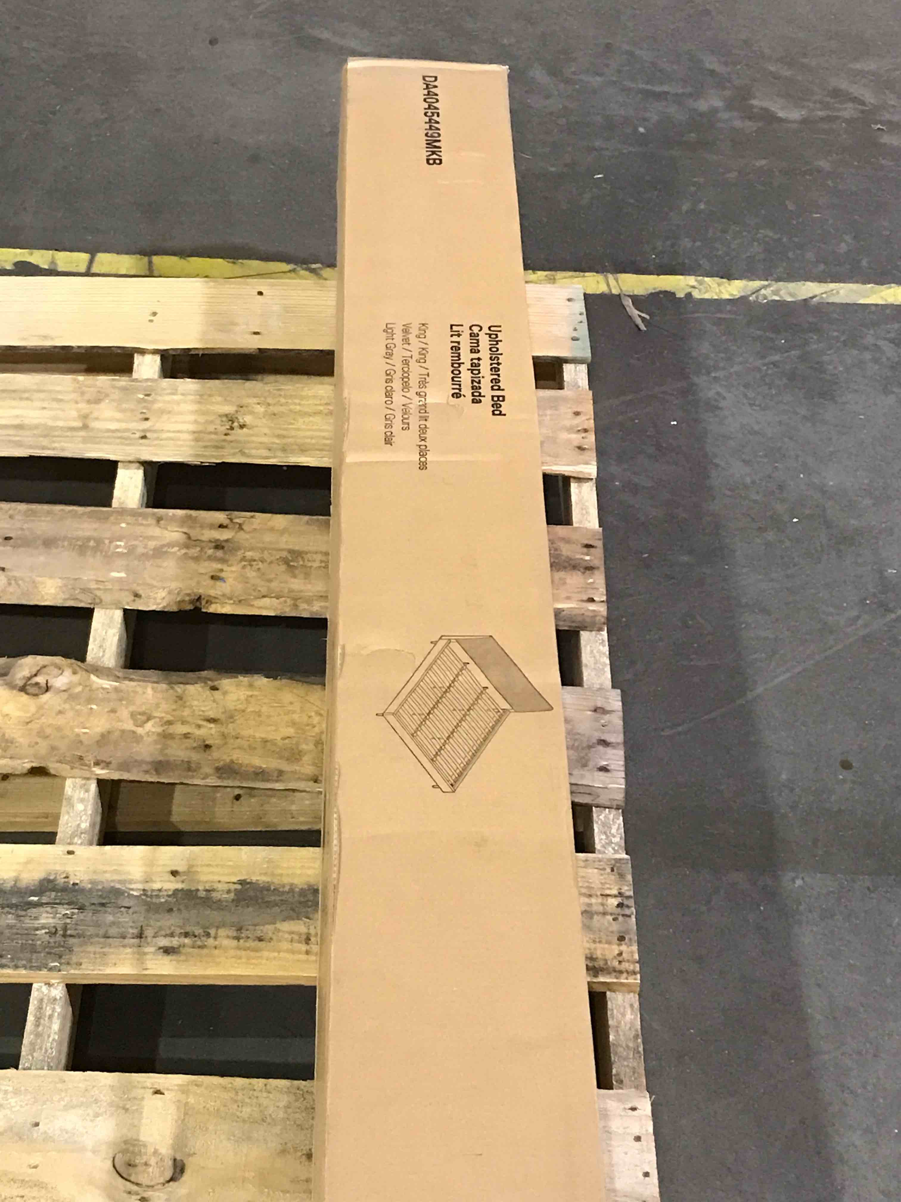 https://s3.amazonaws.com/lotting-images-prod/bidfta/BHL00067962_1686854457912.jpeg